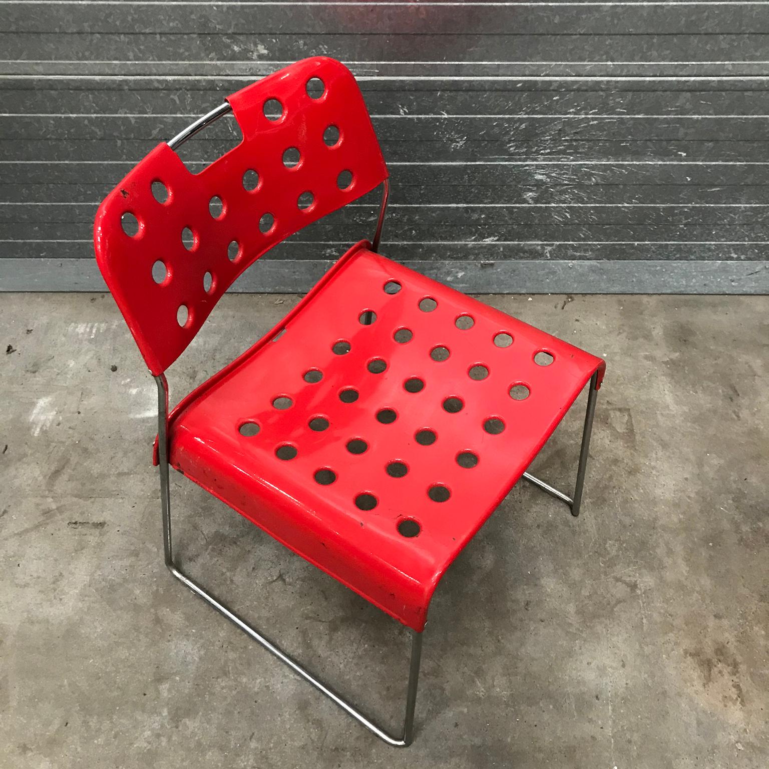 1971, Rodney Kinsman, for Bieffeplast, 2 Rare Red Omstak Stacking Chairs For Sale 7