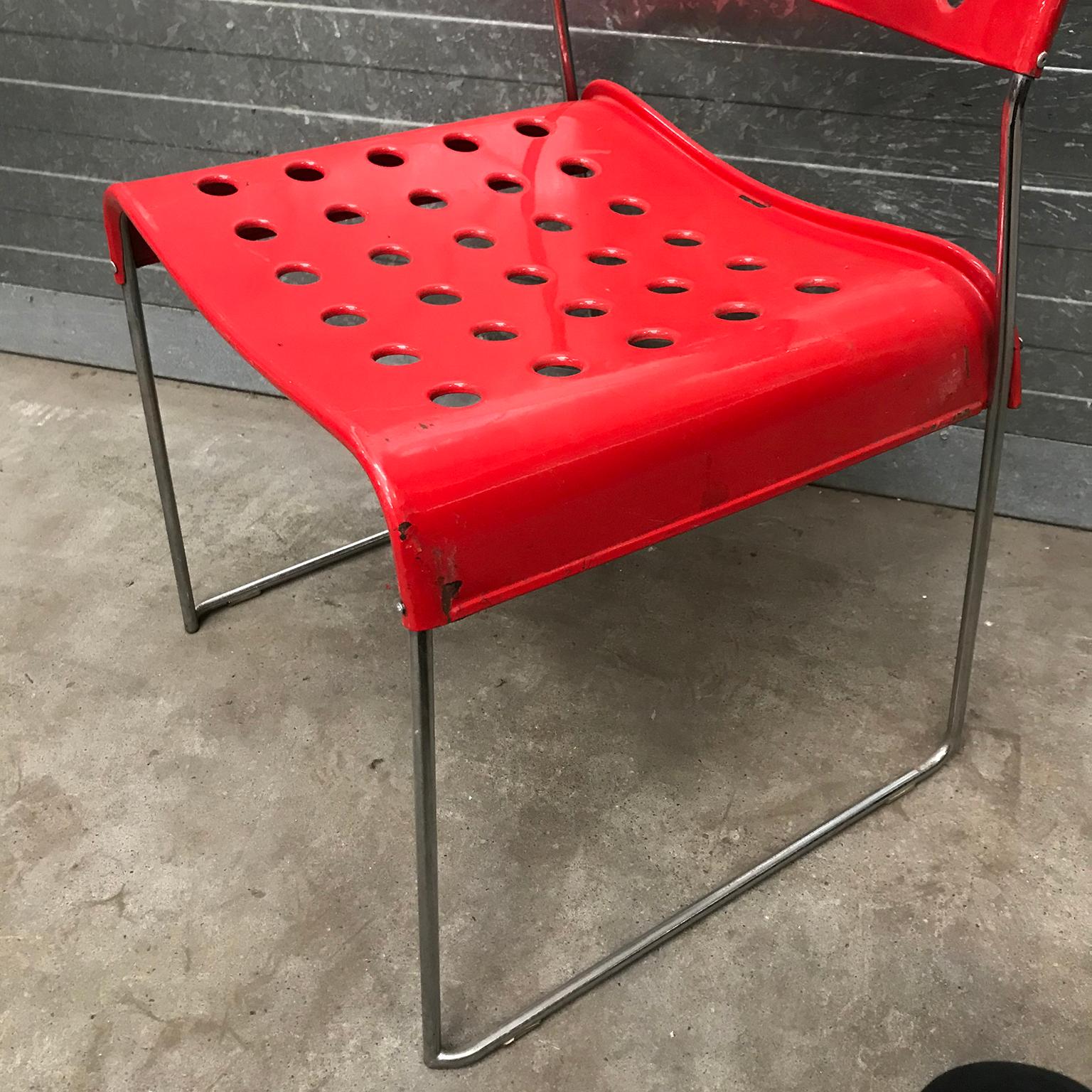 Rodney Kinsman, pour Bieffeplast, 2 rares chaises empilables rouges Omstak, 1971 en vente 11