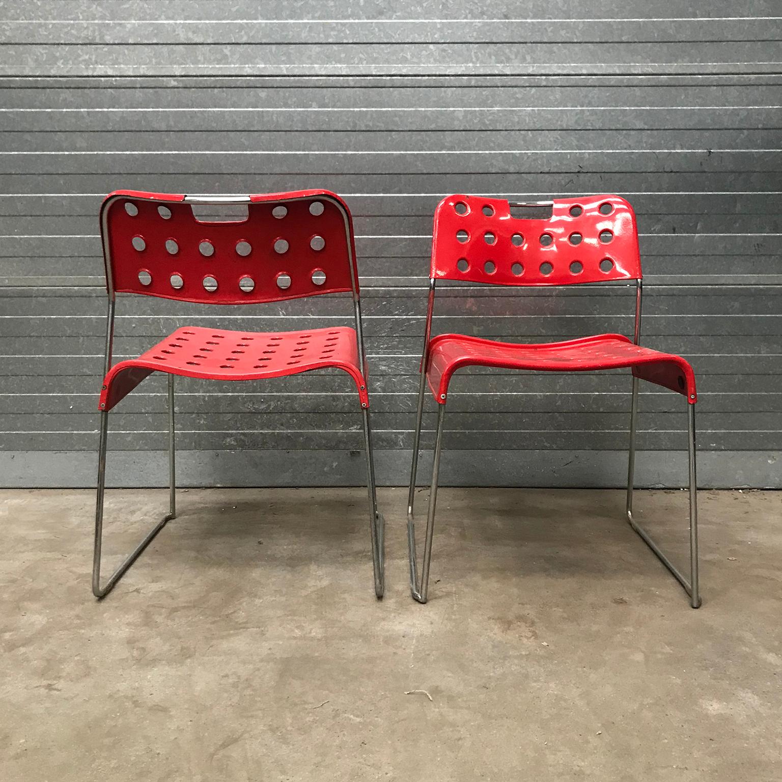 Mid-Century Modern 1971, Rodney Kinsman, for Bieffeplast, 2 Rare Red Omstak Stacking Chairs For Sale