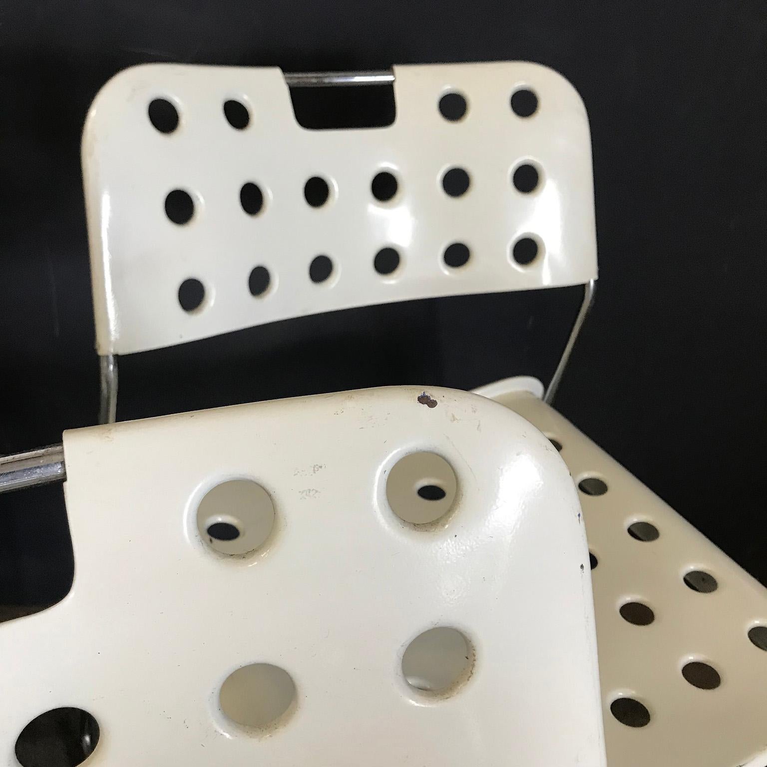 8 chaises empilables en acier inoxydable blanc Rodney Kinsman pour Bieffeplast, 1971 en vente 3