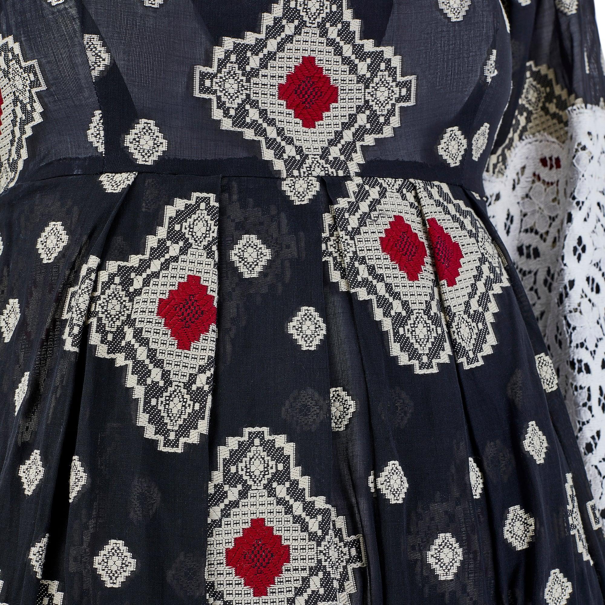 1971 Thea Porter Cotton Woven Print Maxi Dress with Lace Overlay In Excellent Condition For Sale In London, GB