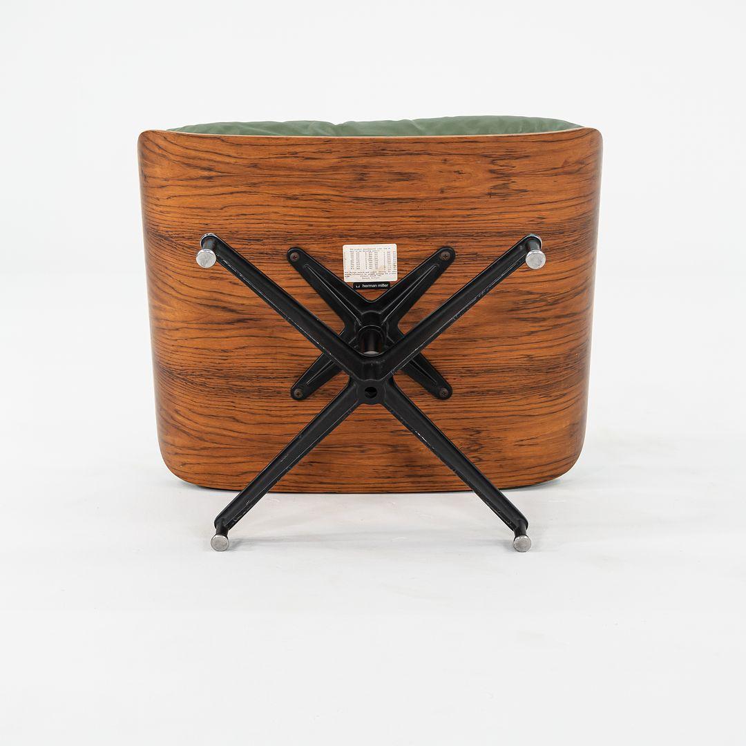 1971 Ultra Rare Eames Lounge Chair and Ottoman in Zebrawood, Model 670 and 671 For Sale 4