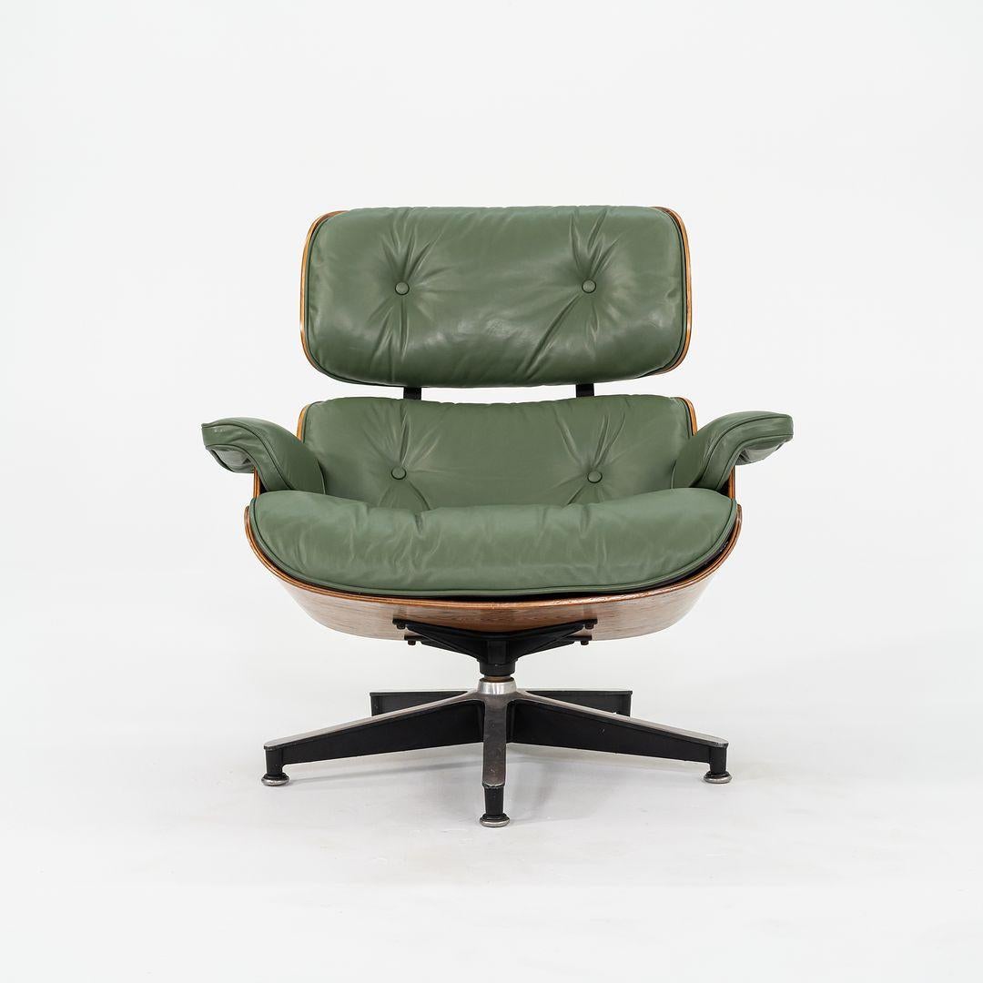 1971 Ultra Rare Eames Lounge Chair and Ottoman in Zebrawood, Model 670 and 671 For Sale 2