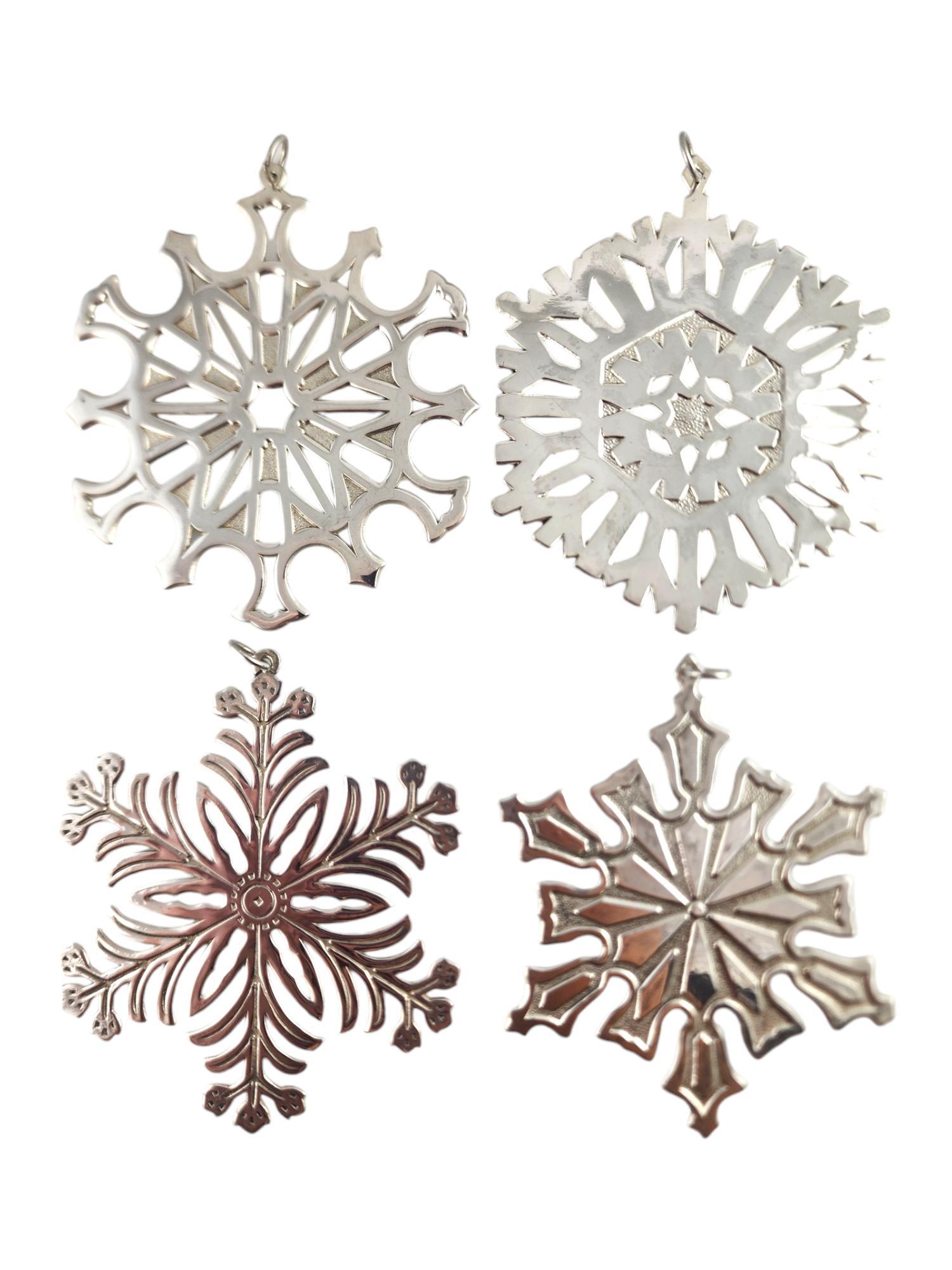 1972-1980 Lot of 9 MMA Sterling Silver Snowflake Ornaments

This lot includes 9 gorgeous sterling silver ornaments all dated from 1972-1980 by the amazing Metropolitan Museum of Art!

Approximate size: 3