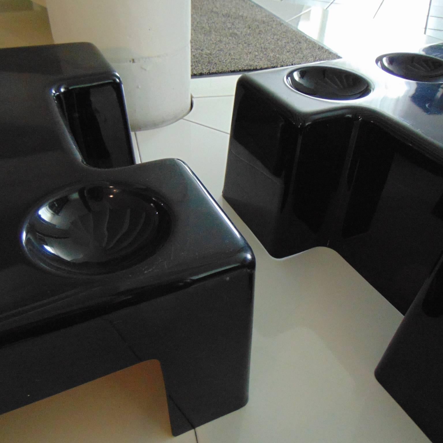 1970s Two Coffee Tables Black Thermoformed Plastic Studio DA for Sormani Italy For Sale 4