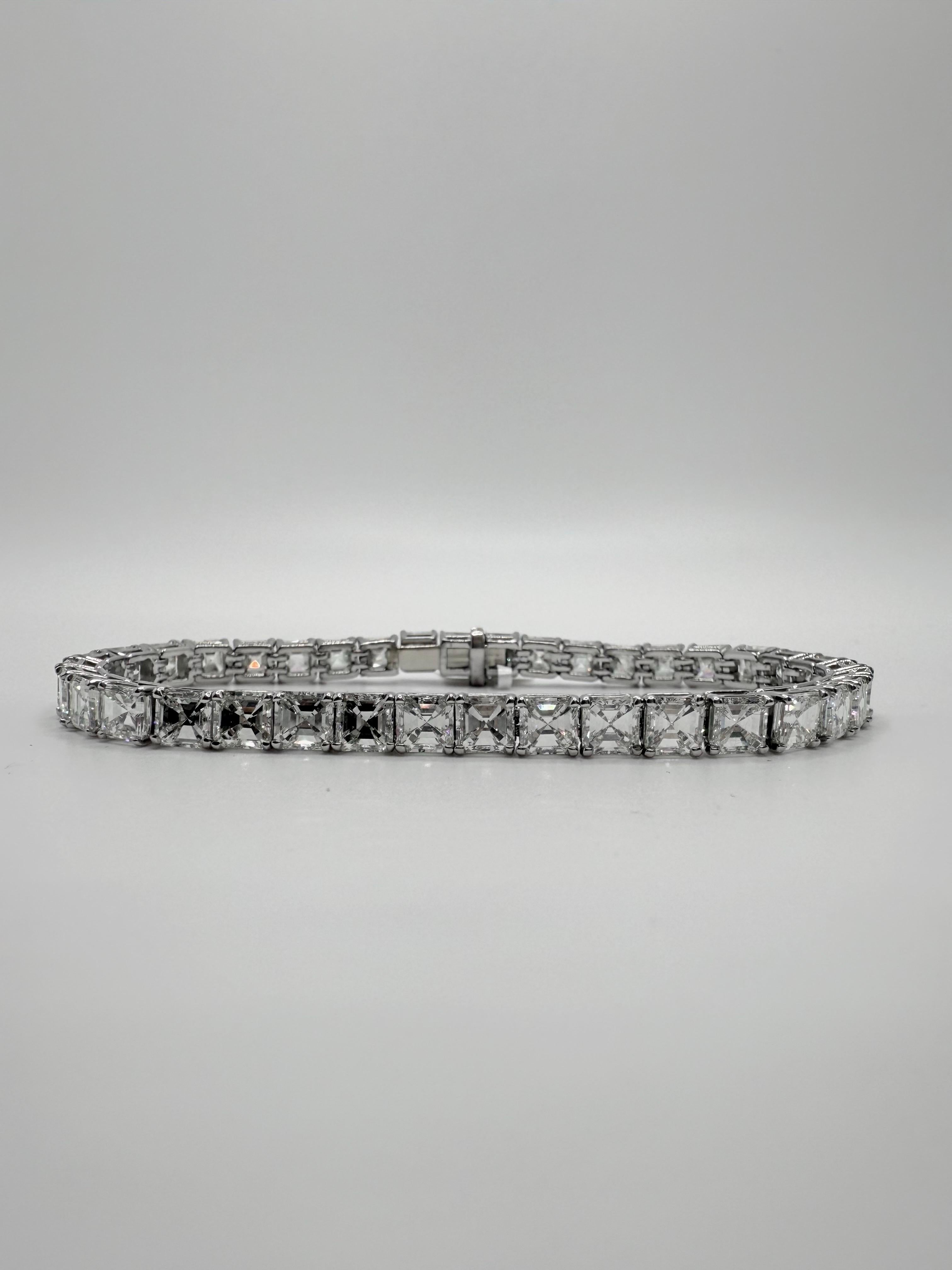 Asscher Cut 19.72 carat Asscher cut Tennis bracelet For Sale