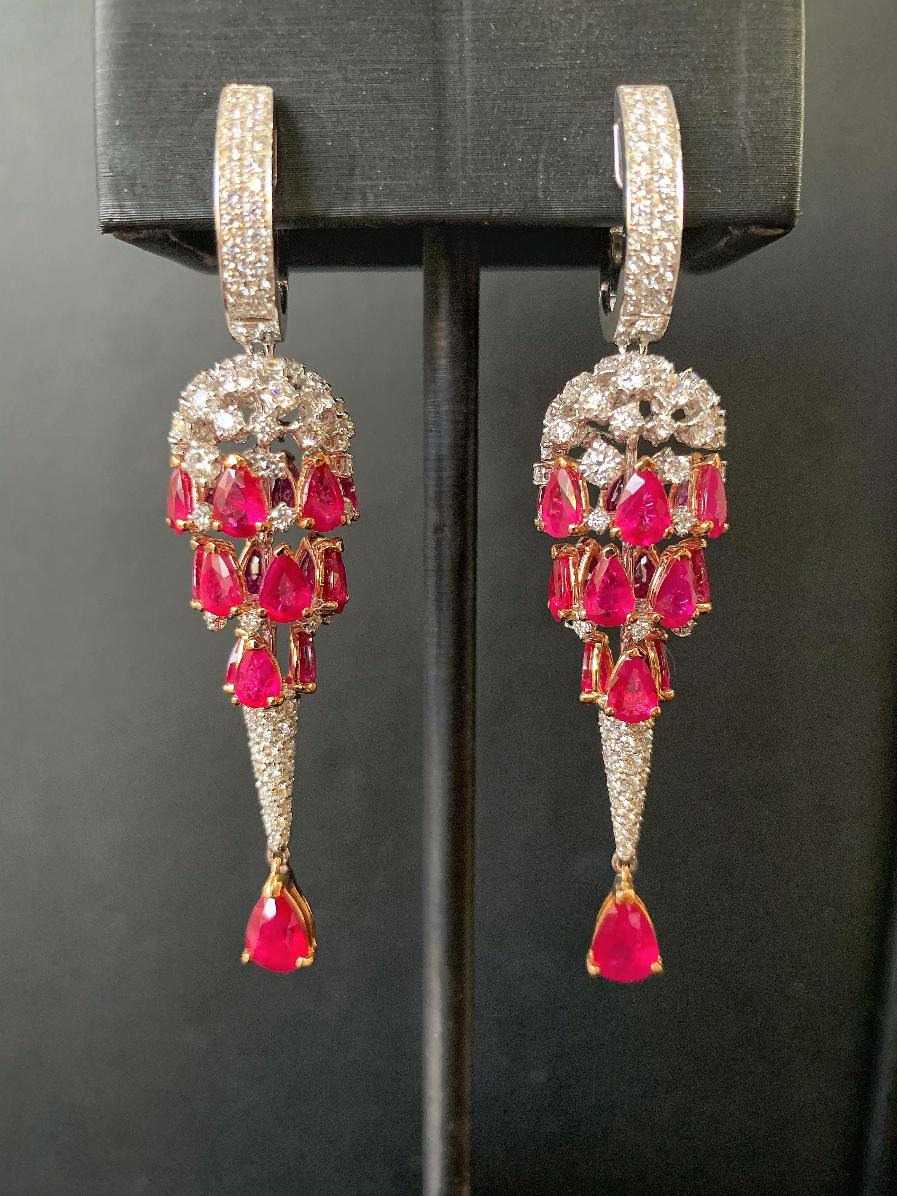 Contemporary 19.72 Carat Pear-Cut Ruby Diamond Drop 18K Yellow White Gold Chandelier Earrings