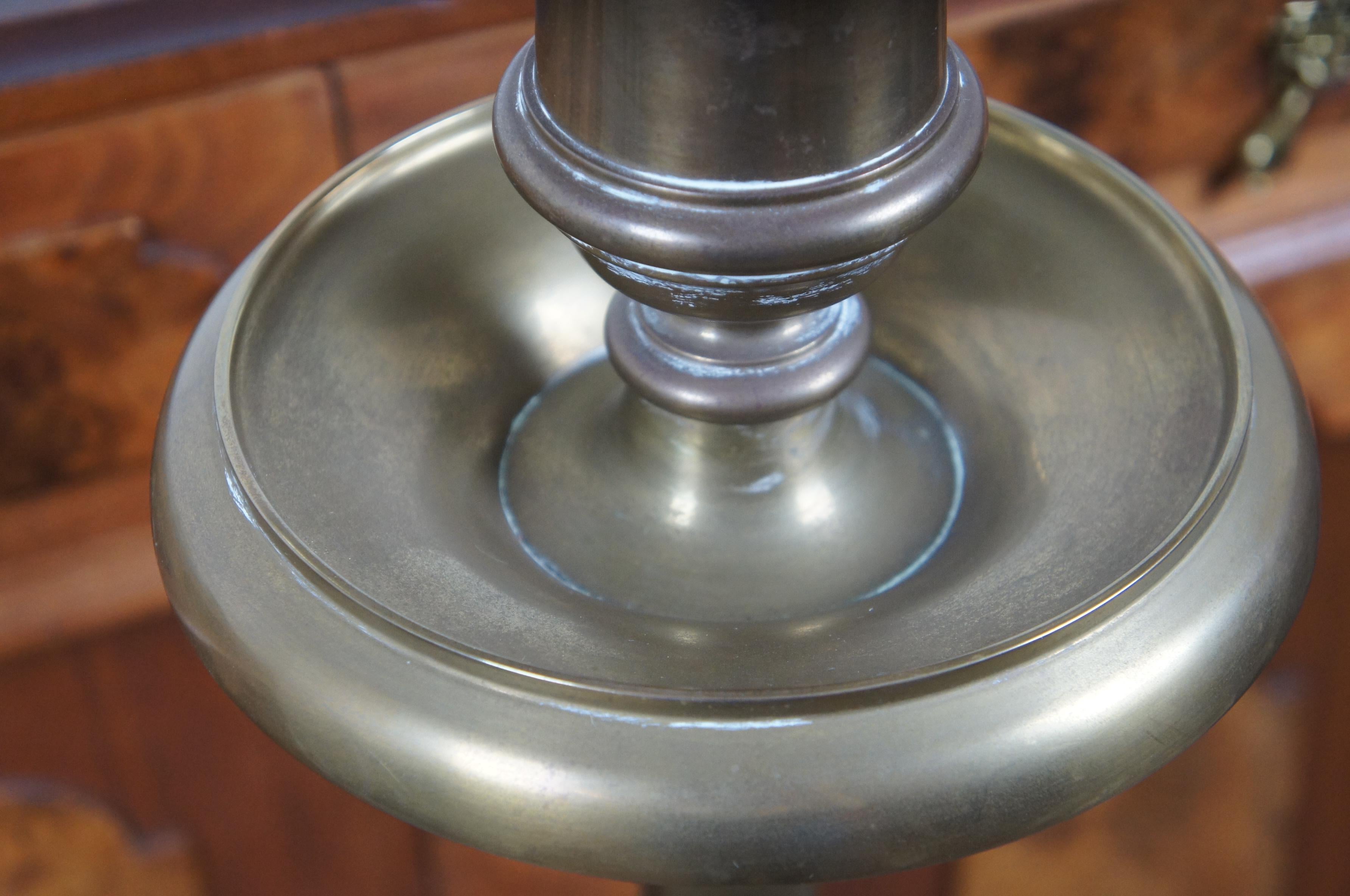 1972 Chapman Brass Floor Candlestick Lamp Traditional Hollywood Regency X739B In Good Condition In Dayton, OH