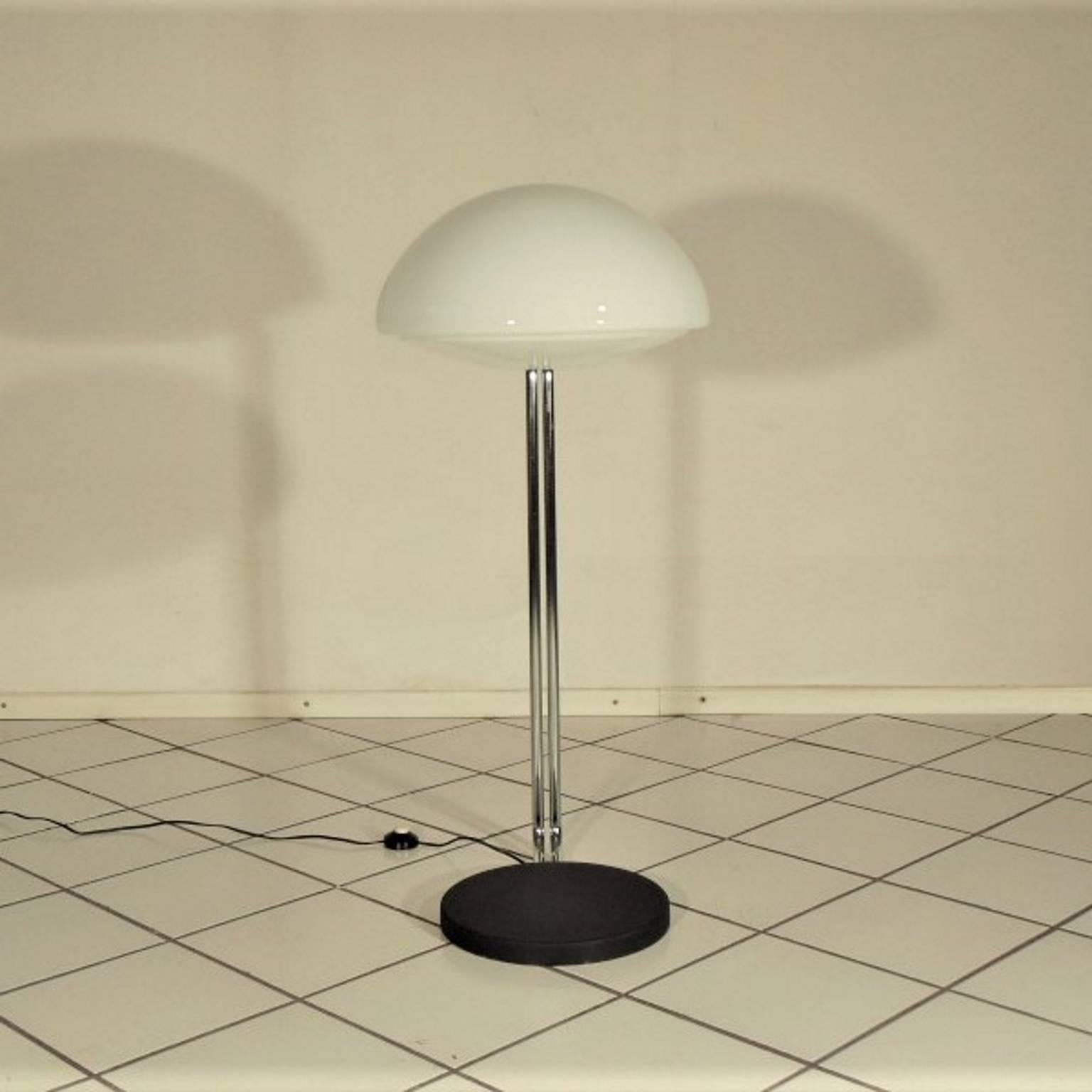 Mid-Century Modern 1972 Floor Lamp Opaline White Glass, Steel, Black Base by Sormani Nucleo, Italy For Sale