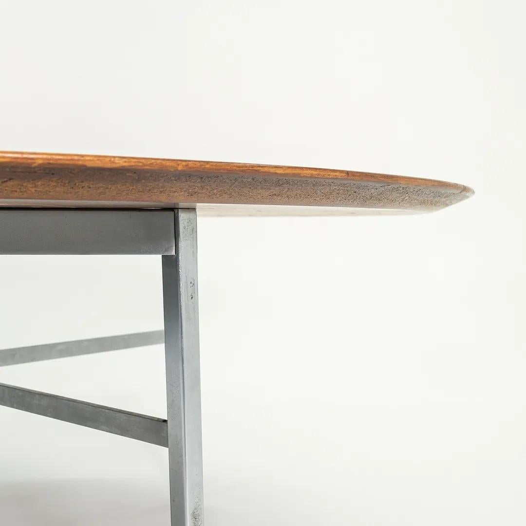 Fin du 20e siècle 1972 Florence Knoll Custom 72 inch Dining Conference Table in Walnut and Steel (table de conférence pour salle à manger de 72 pouces en noyer et acier) en vente