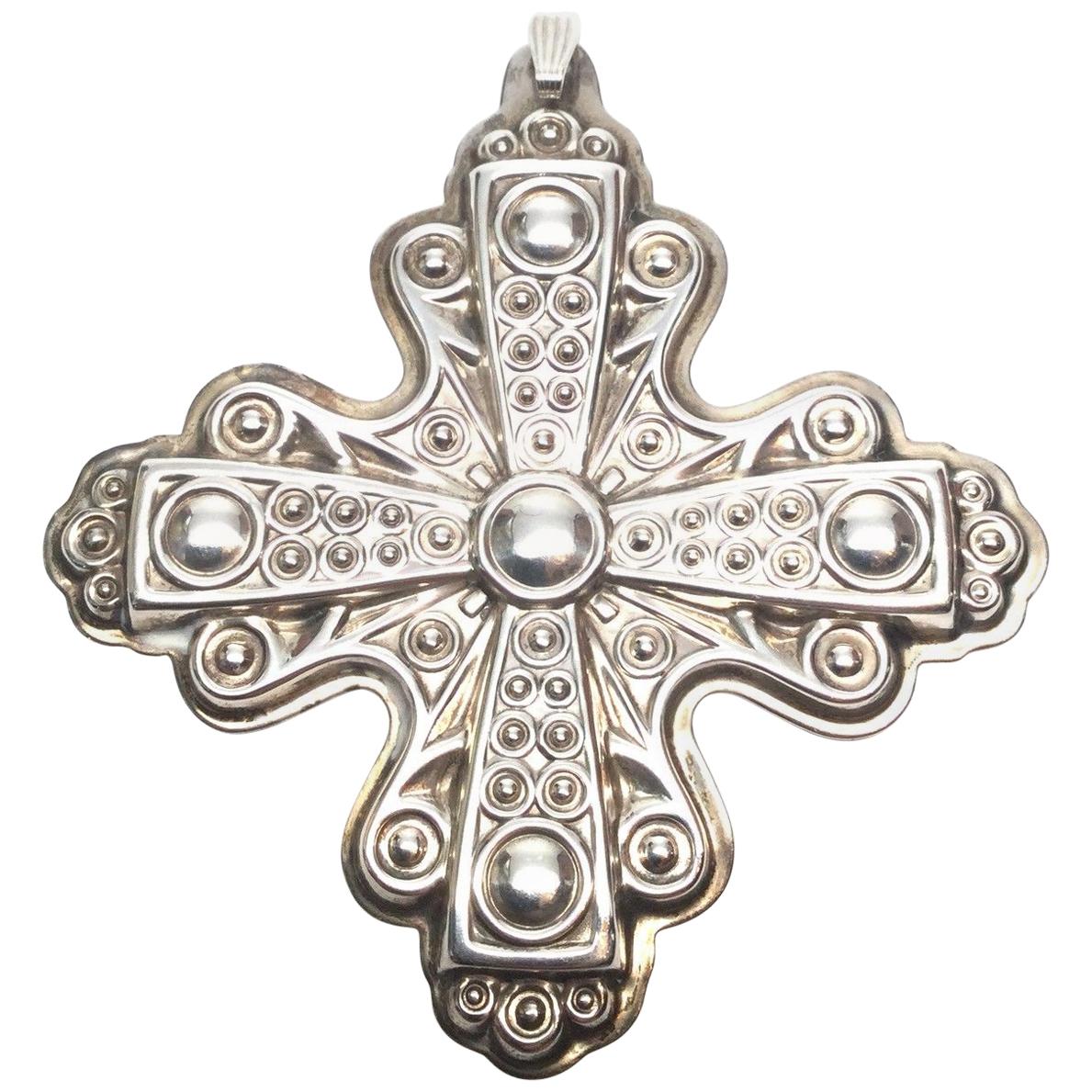 1972 Reed & Barton Sterling Silver Christmas Cross Ornament