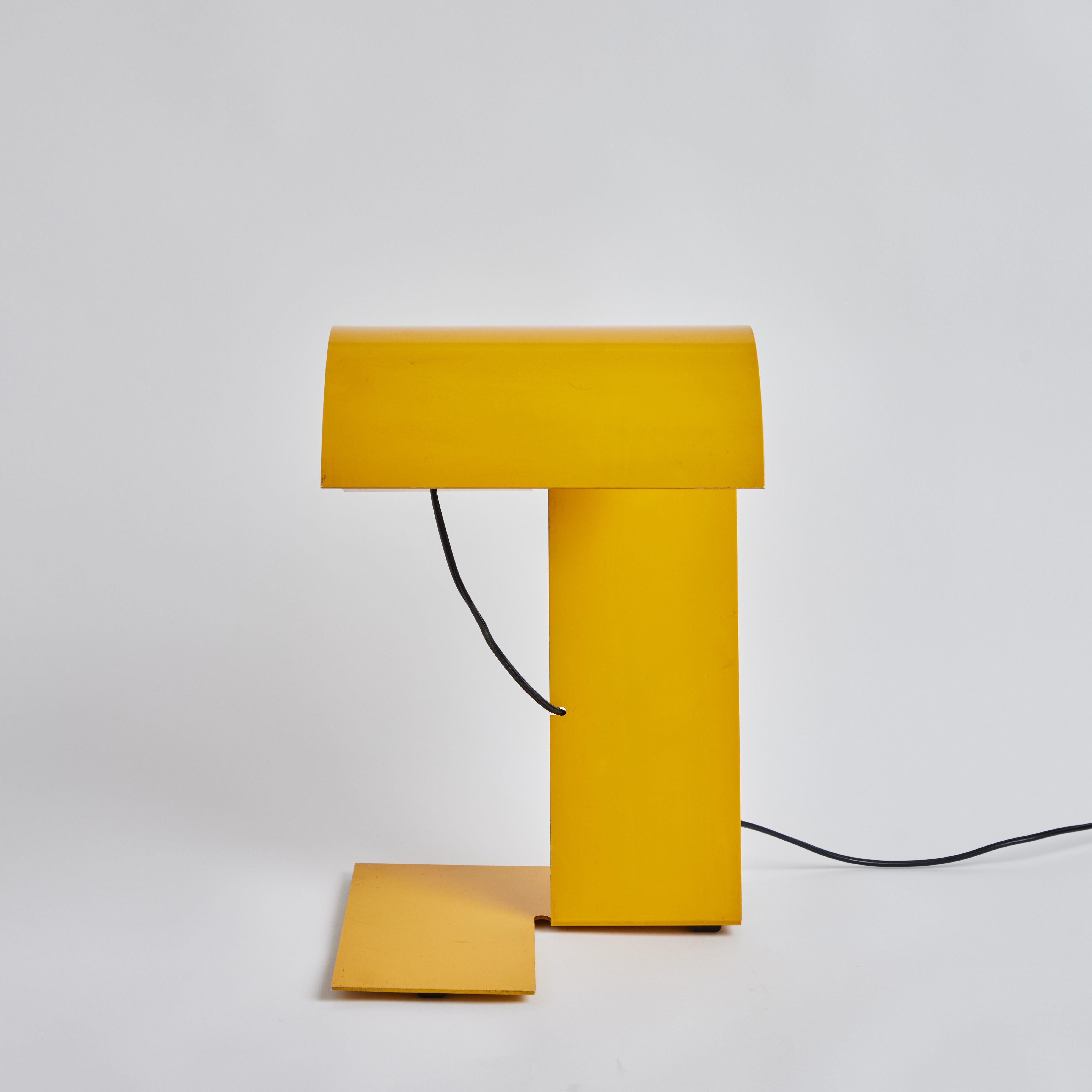 Lacquered 1972 Stilnovo 'Blitz' Table Lamp in Yellow by Trabucco, Vecchi & Volpi For Sale