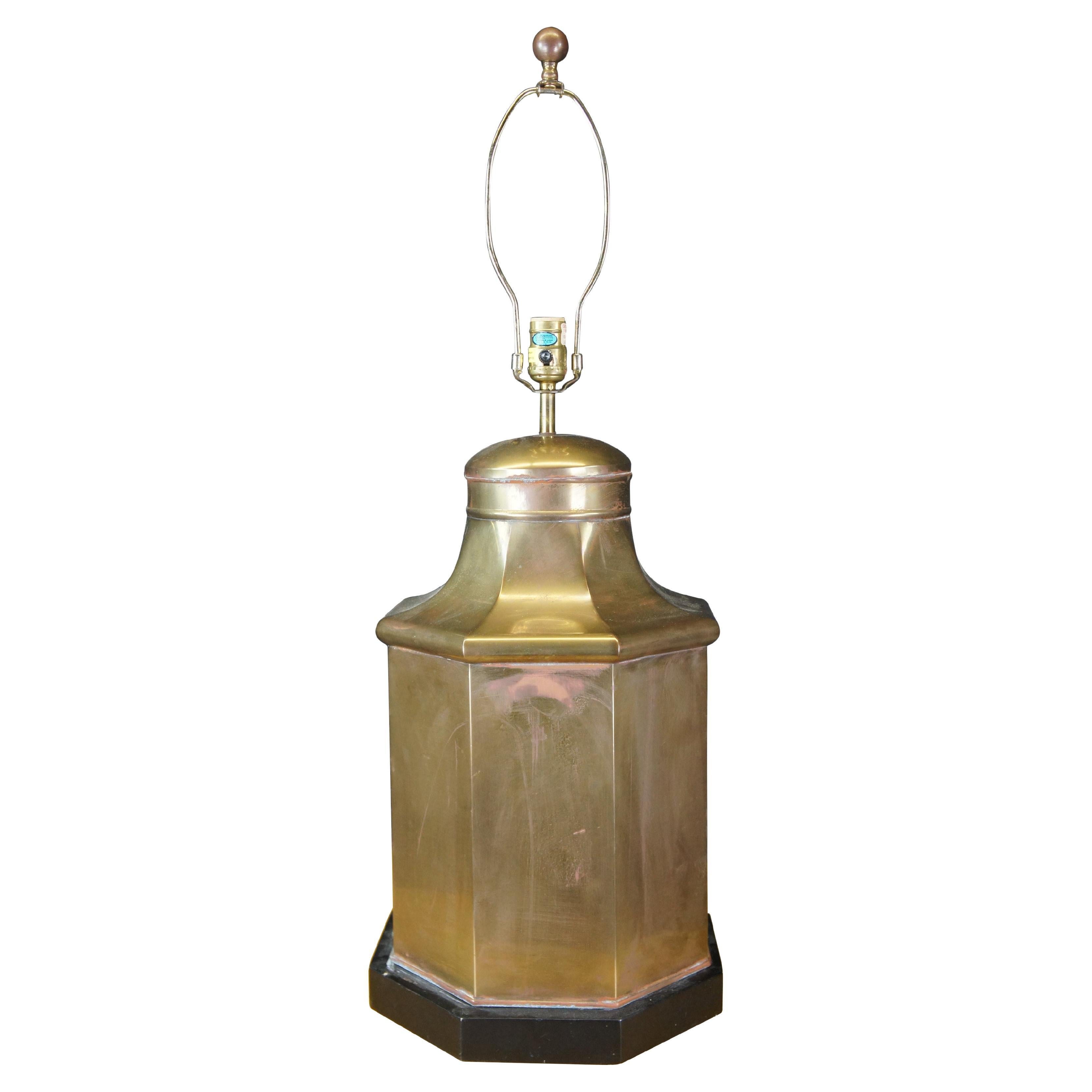 Vintage Chapman Chinoiserie Messing-Kanisterlampe im Hollywood-Regency-Stil, 1972