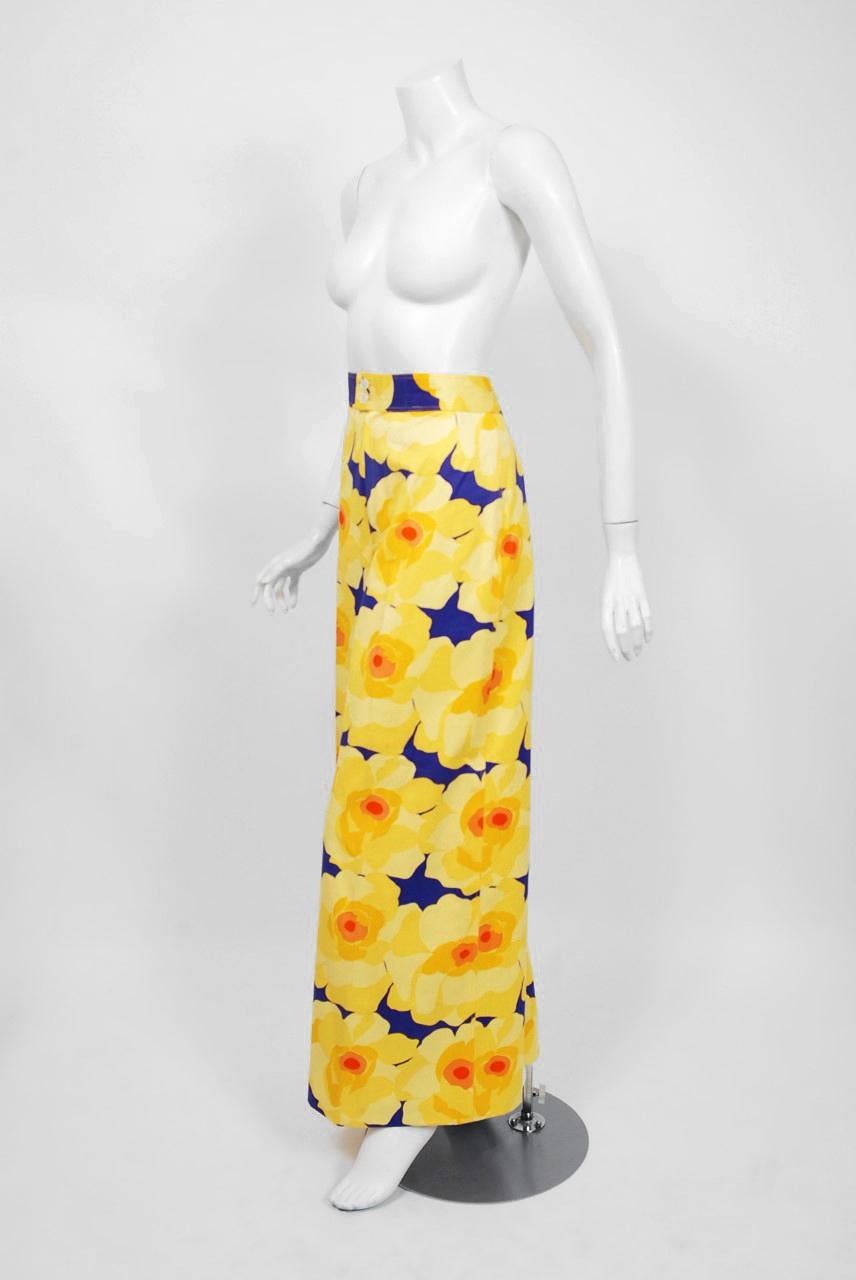 Women's Vintage 1972 Yves Saint Laurent Haute Couture Documented Bold Floral Pantsuit 