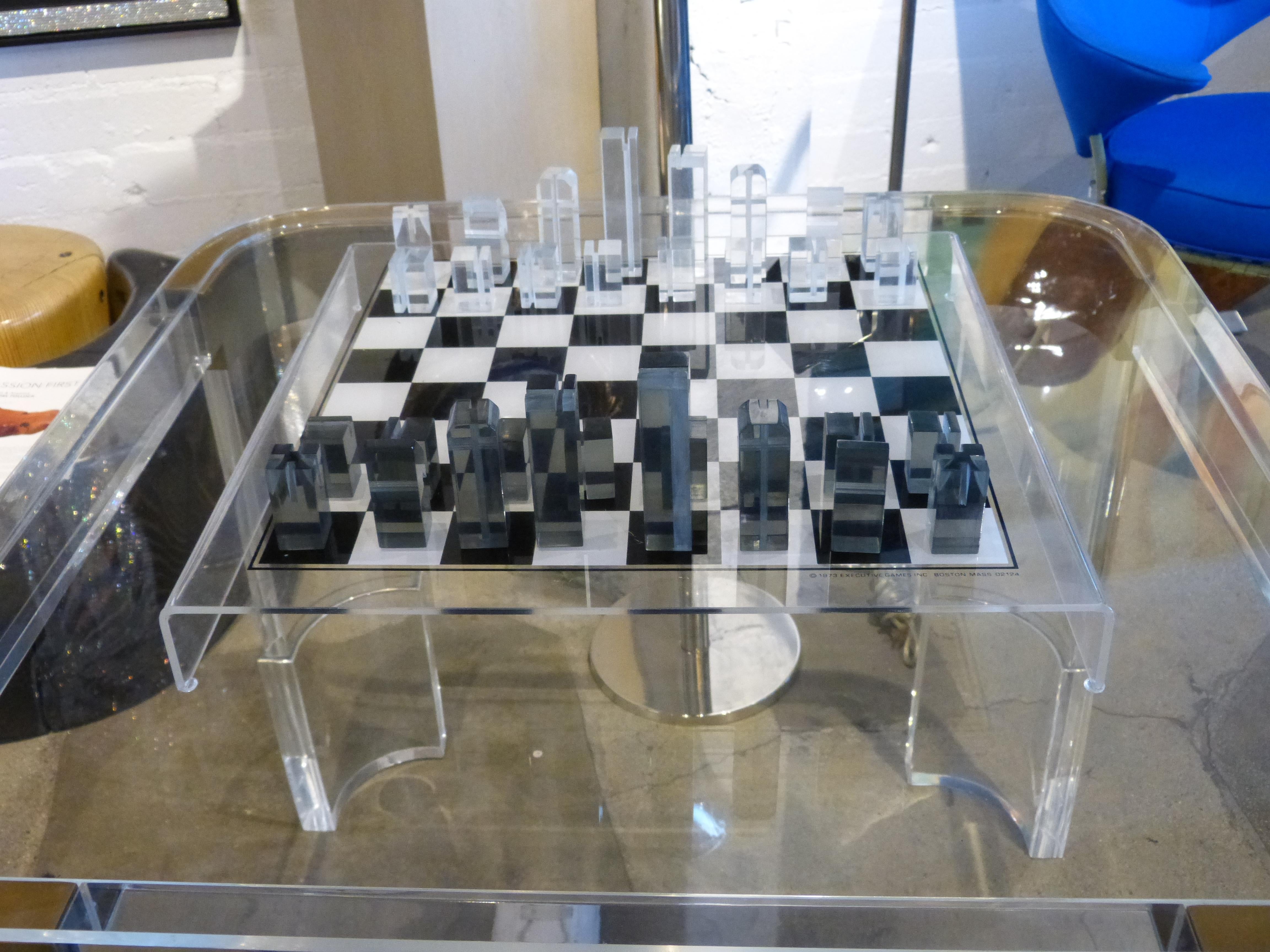 1973 Executive Games Acrylic Chess Set with Board 3