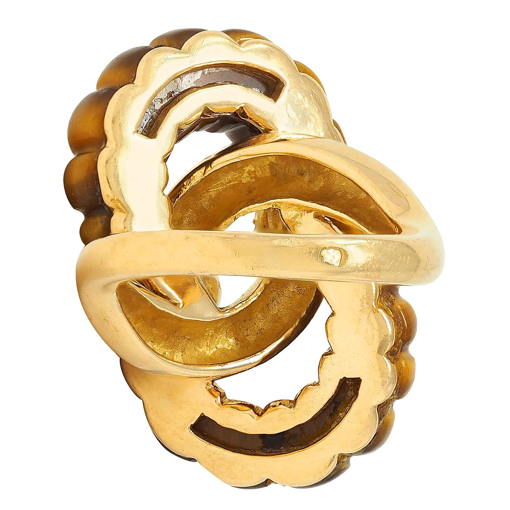 1973 French Diamond Tiger's Eye Quartz 18K Gold Interlocking Vintage Bypass Ring In Excellent Condition For Sale In Philadelphia, PA