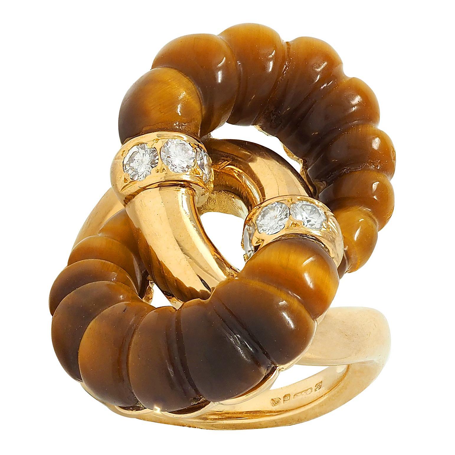 1973 French Diamond Tiger's Eye Quartz 18K Gold Interlocking Vintage Bypass Ring For Sale 2