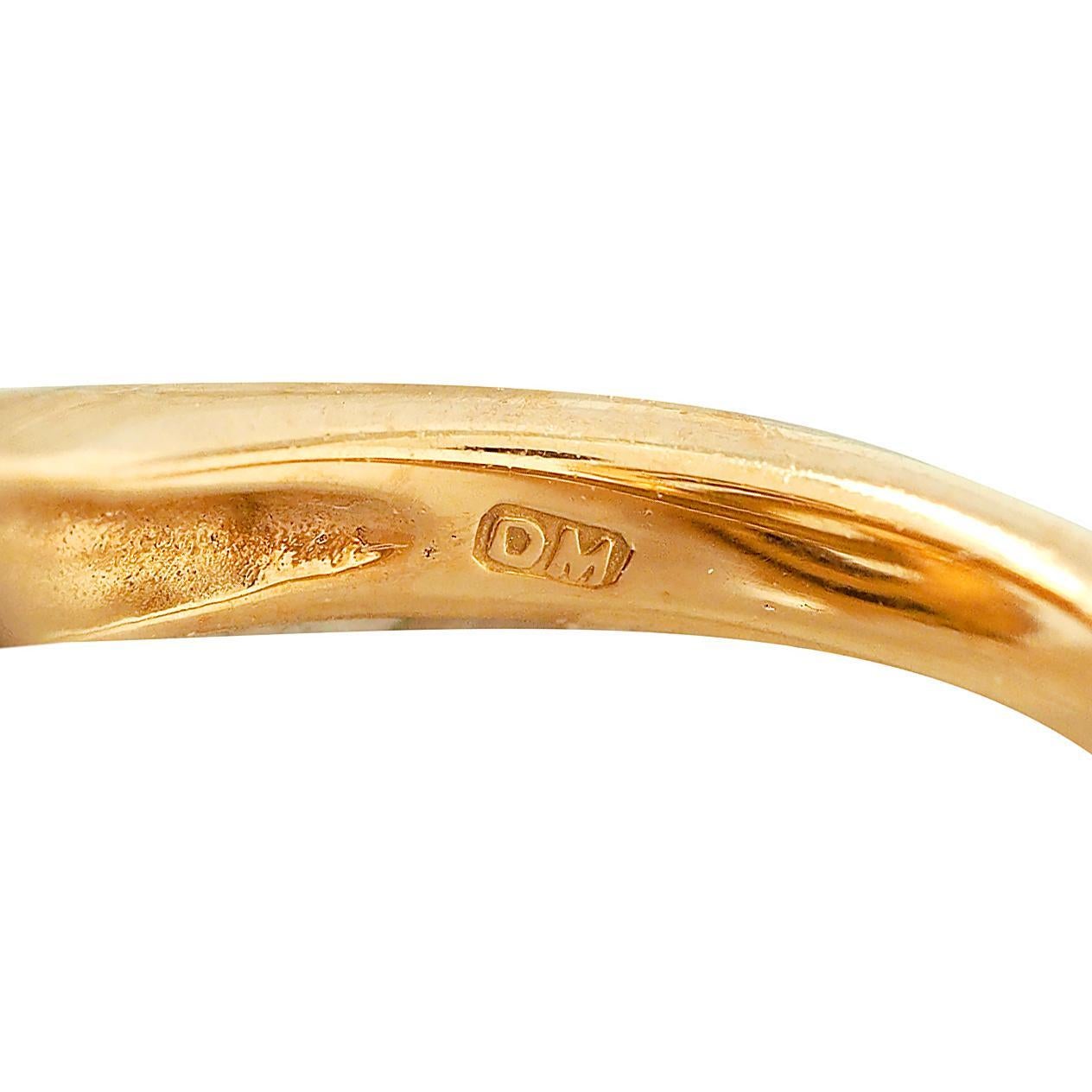 1973 French Diamond Tiger's Eye Quartz 18K Gold Interlocking Vintage Bypass Ring For Sale 4
