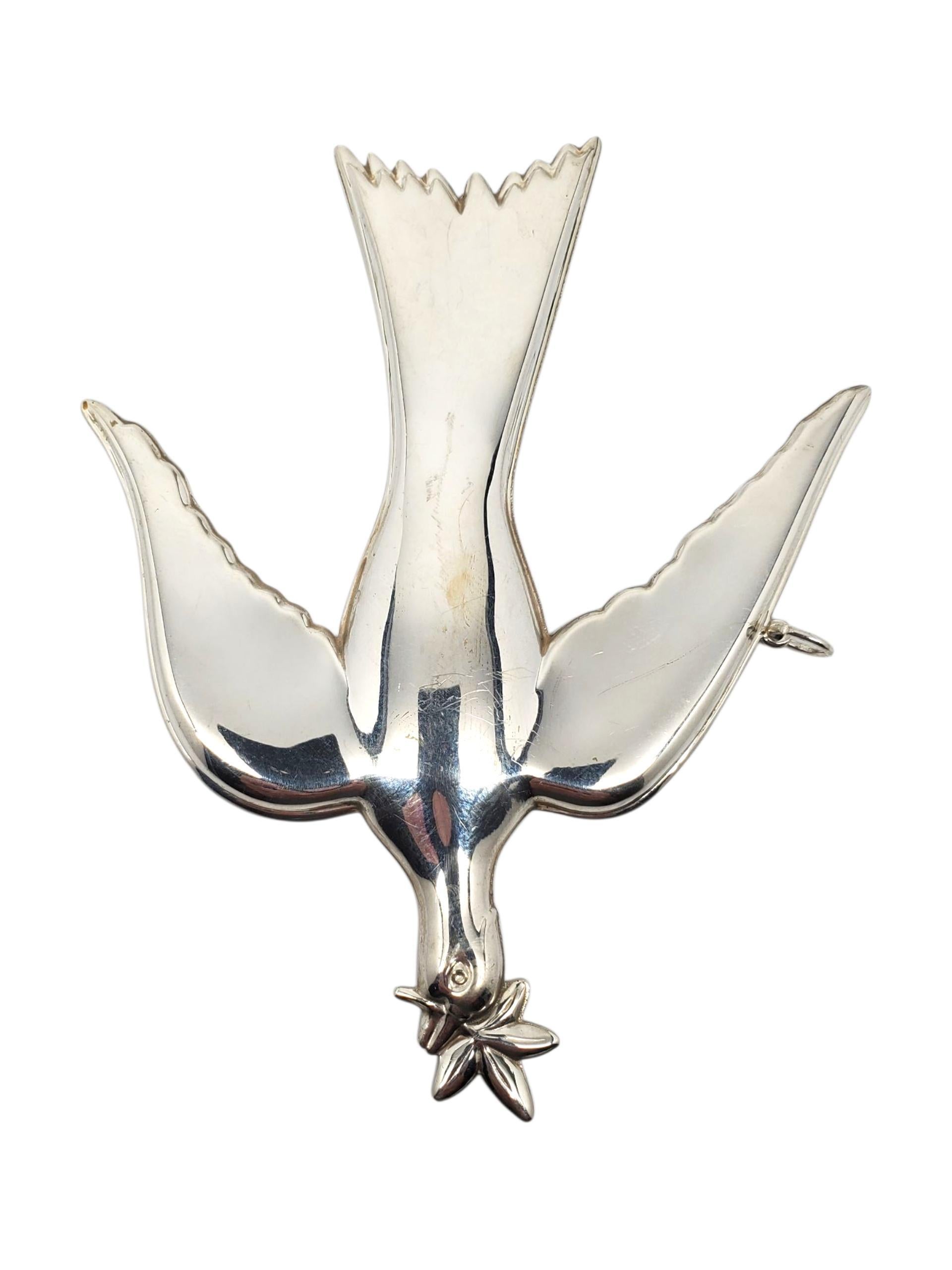 1973 Gorham Sterling Silver Colomba Ornamento di Natale -

Questo ornamento vintage del 1973 in argento sterling di Gorham 