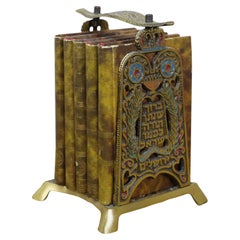 1973 Hebrew Bible English Translation 5 Books of Moses Brass Stand Judaica 7"