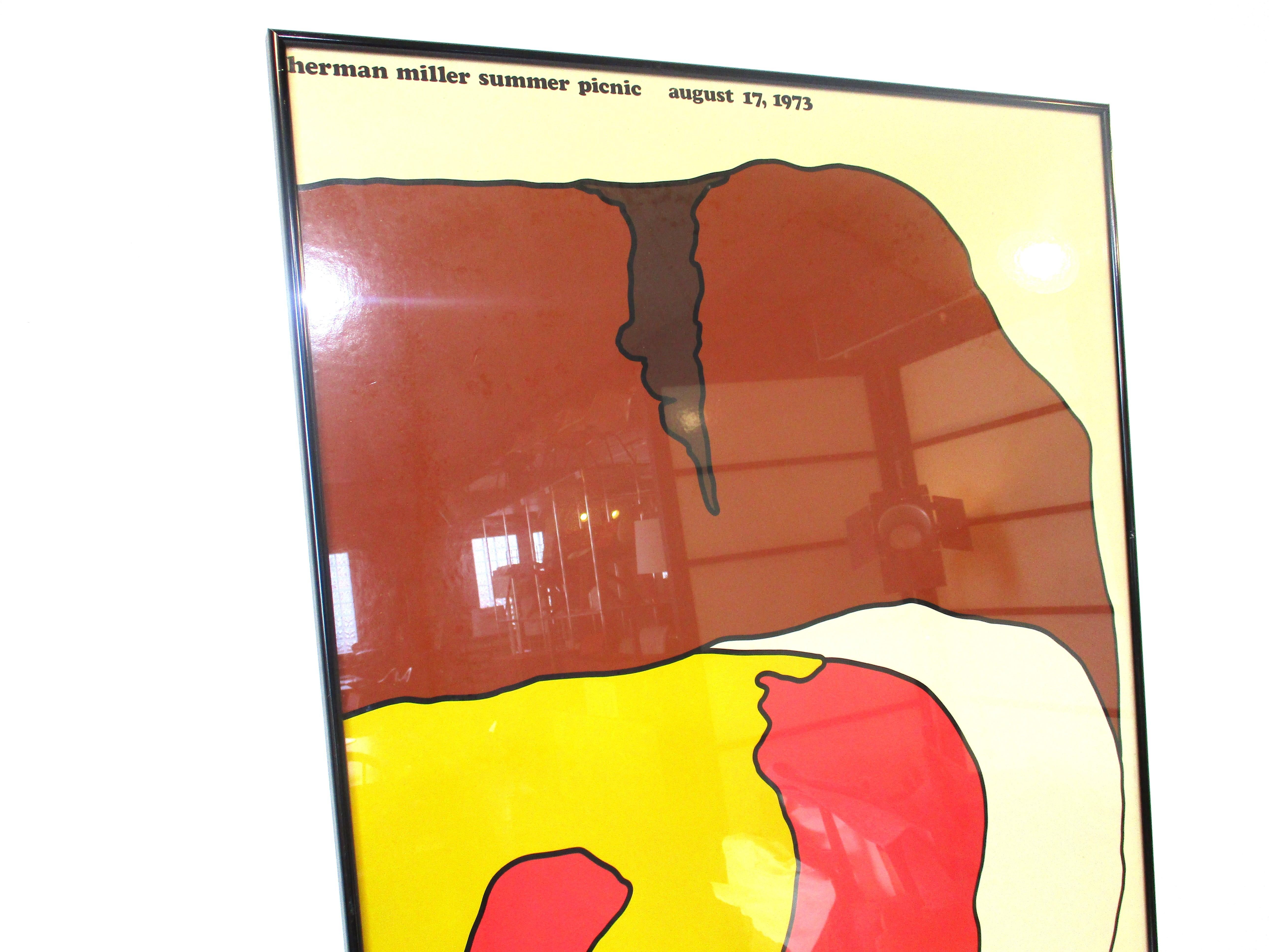 Un poster coloré de style pop art très collector du pique-nique annuel d'été de Herman Miller. Imprimé sur un papier glacé représentant un hamburger avec toutes les garnitures, protégé par un cadre métallique noir, il s'agit de l'événement du 17