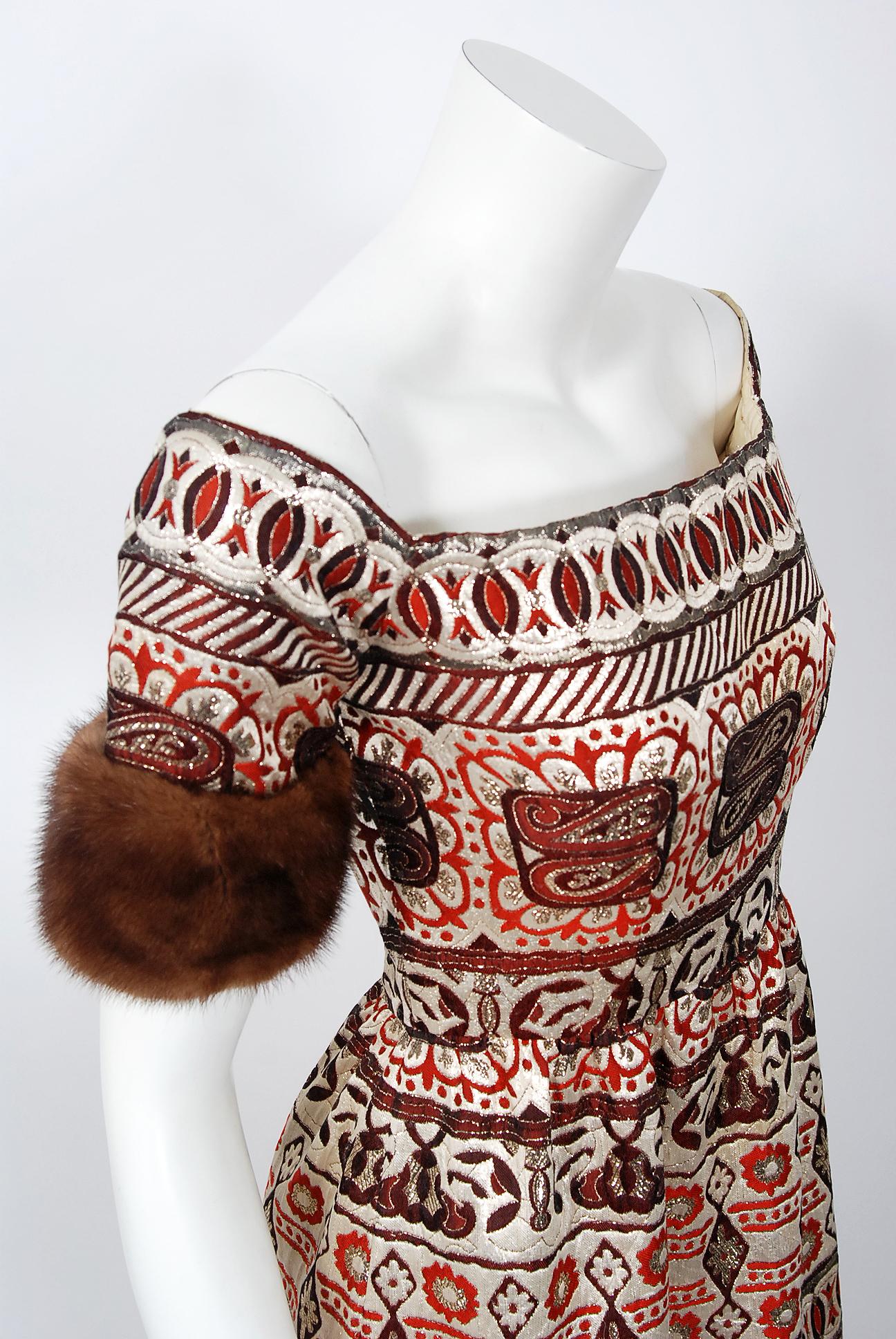 1973 Oscar de le Renta Metallic Silk Brocade Mink Fur Off-Shoulder Evening Gown 3