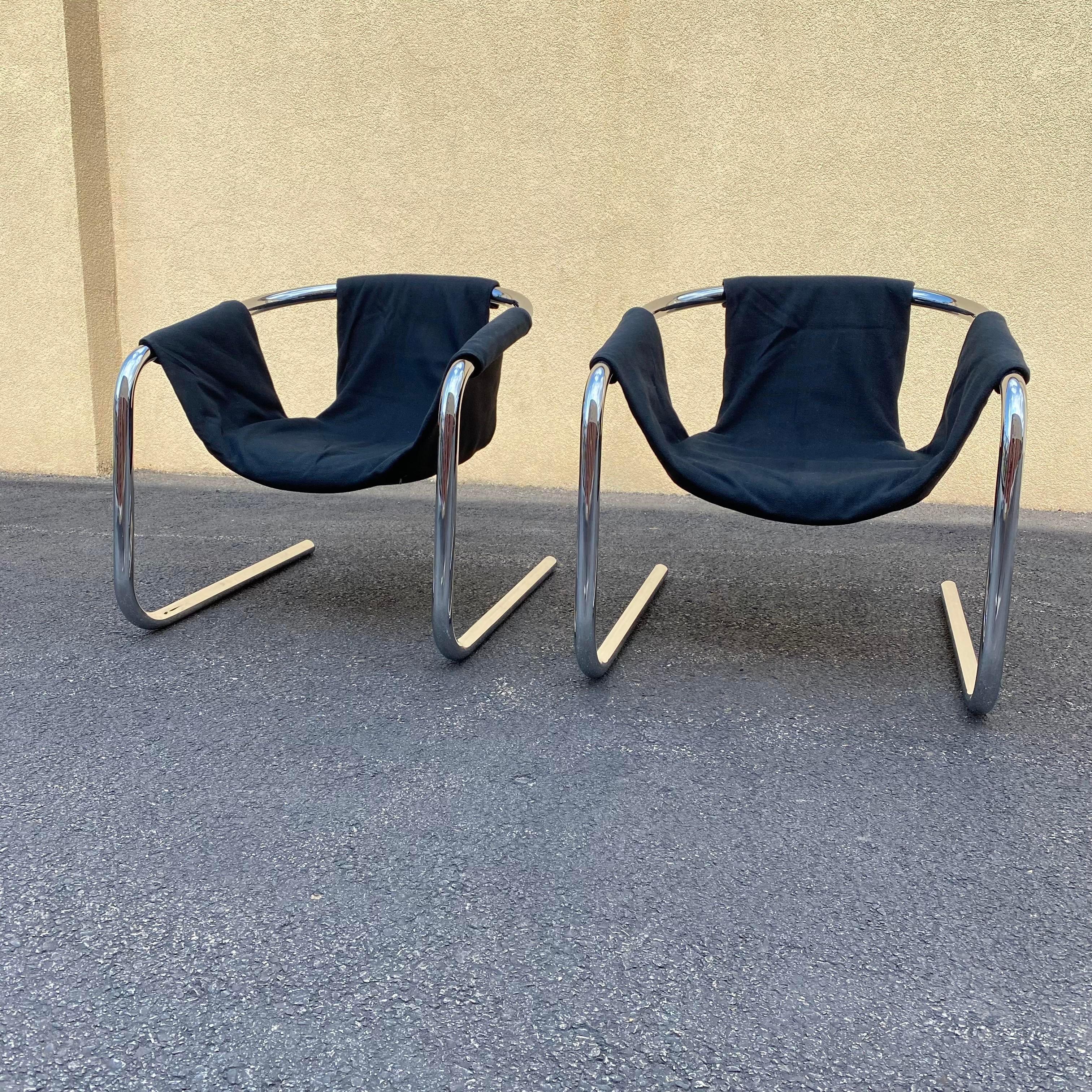 Vintage tagged 1973 Zermatt Sling chairs designed by Duncan Burke and Gunter Eberle for Vecta Group and manufactured in Italy. Chairs are extremely comfortable and well constructed and designed to be solid and sturdy when used. Fabric is black