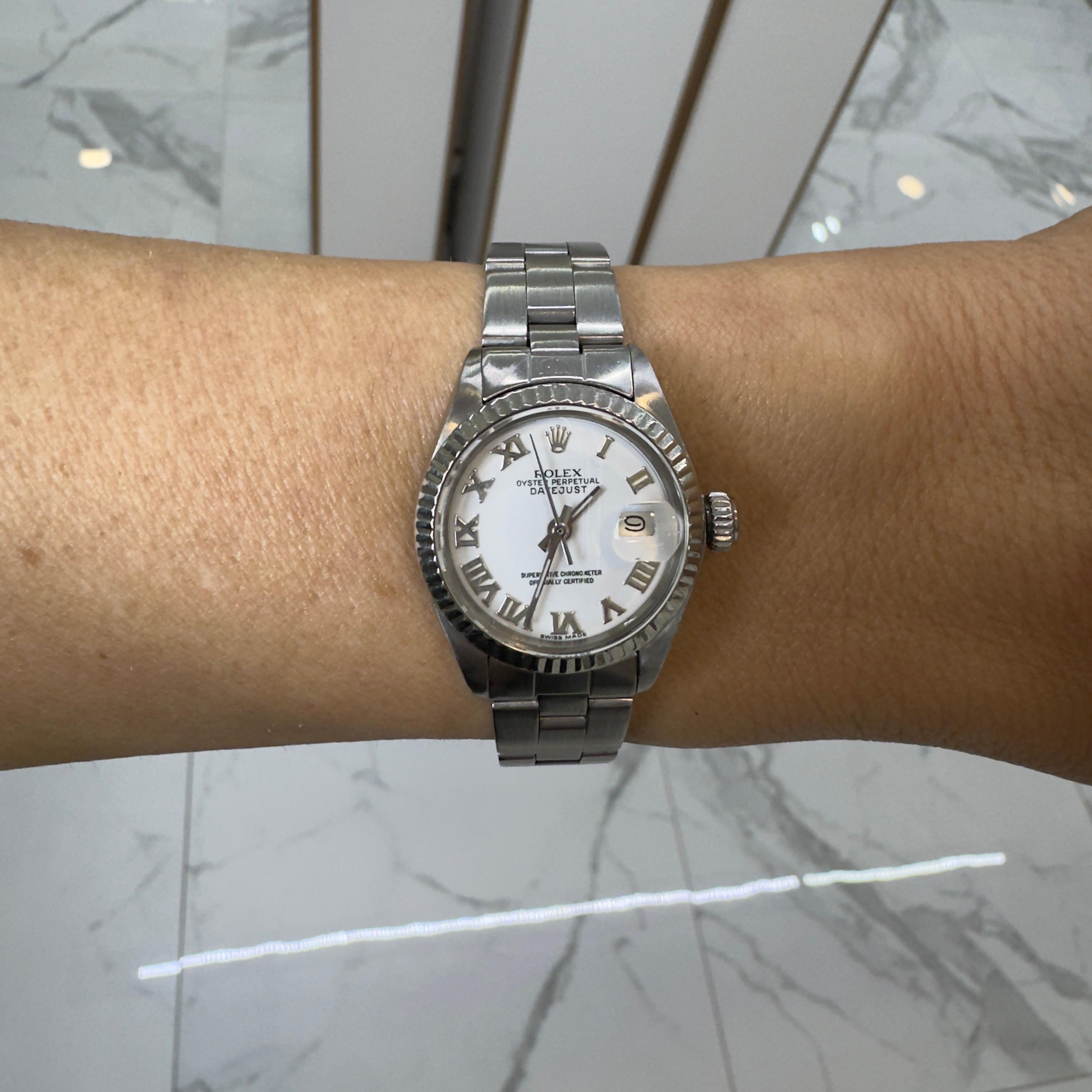 1973 Rolex Ladies Datejust 26MM 6917 White Roman Dial Stainless Steel Watch For Sale 4
