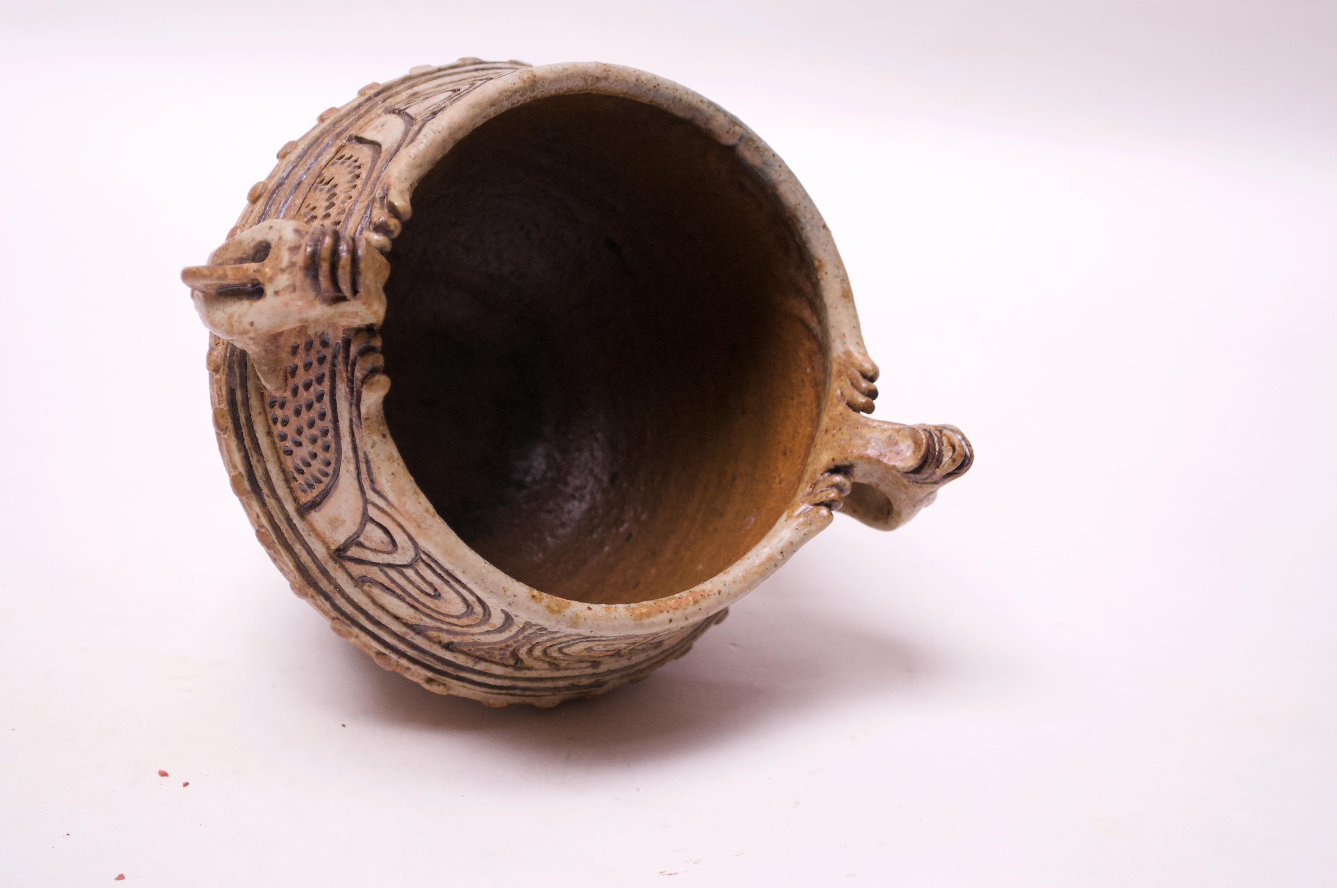 1973 Studio Stoneware Sgraffito Amphora Signed Pollack In Good Condition In Brooklyn, NY