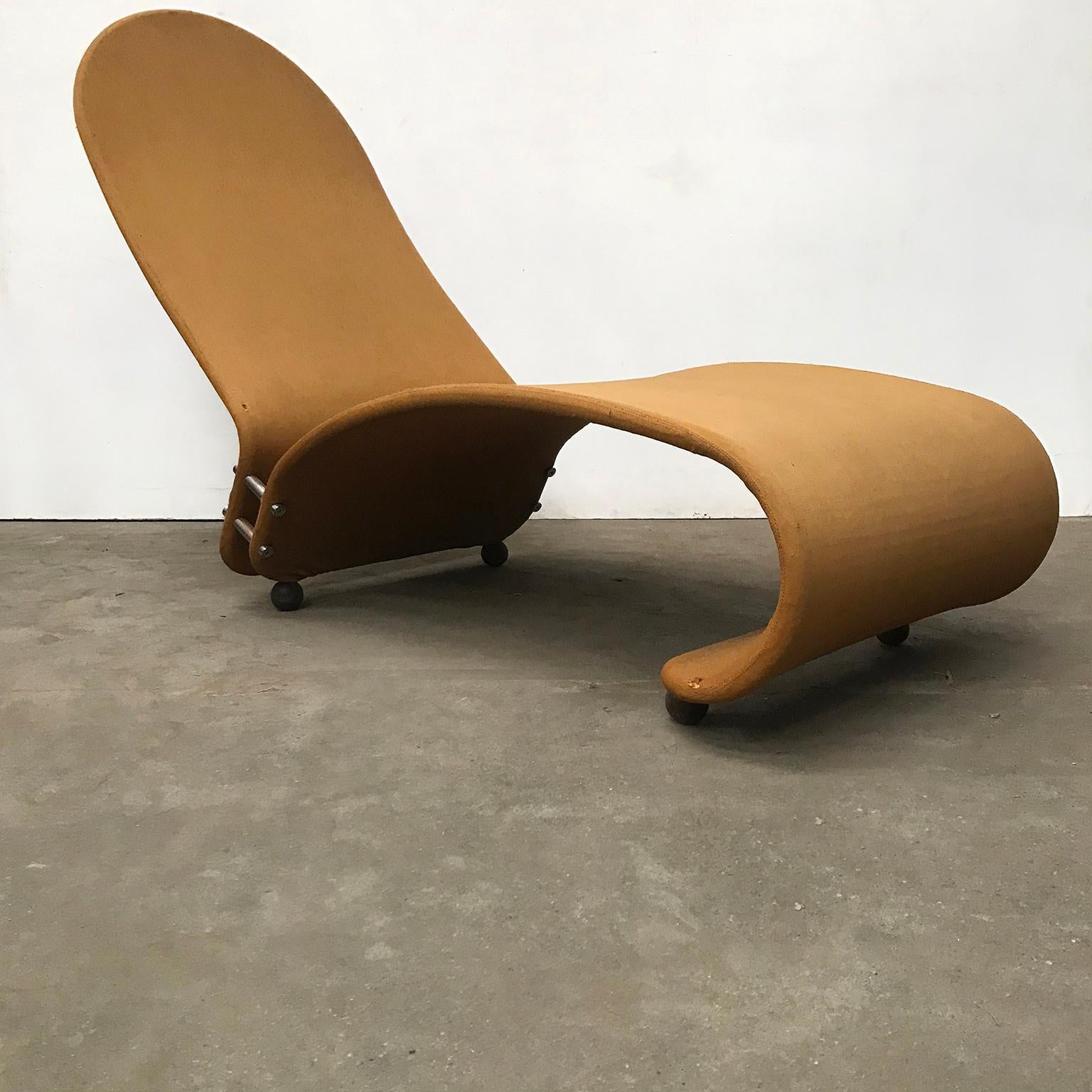 1973, Verner Panton for Rosenthal, 1-2-3 Serie, Rare Chaise Longue, Ochre Fabric For Sale 1