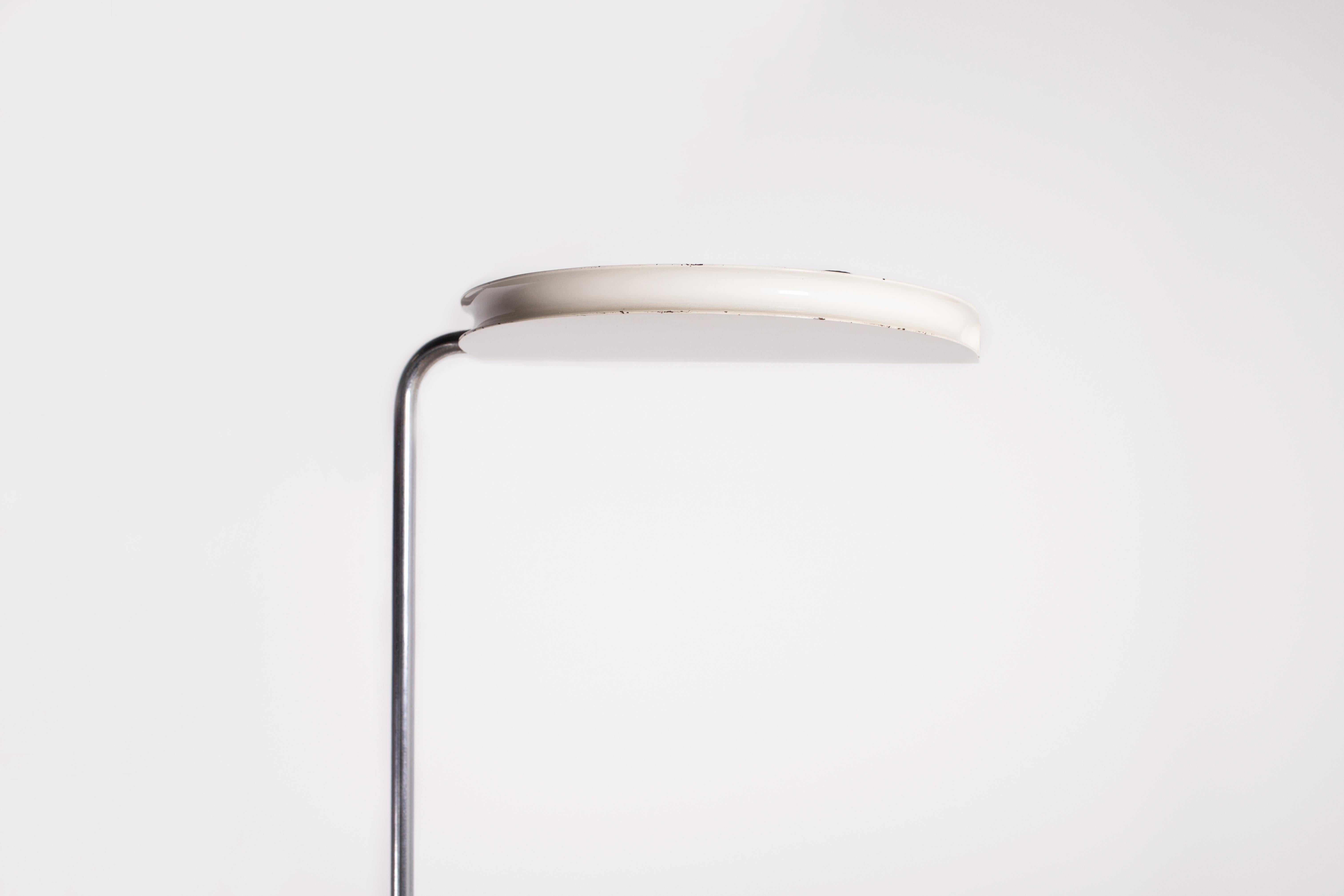 1974 Bruno Gecchelin Standing Floor Lamp in White & Marble for Skipper, Italy. For Sale 1