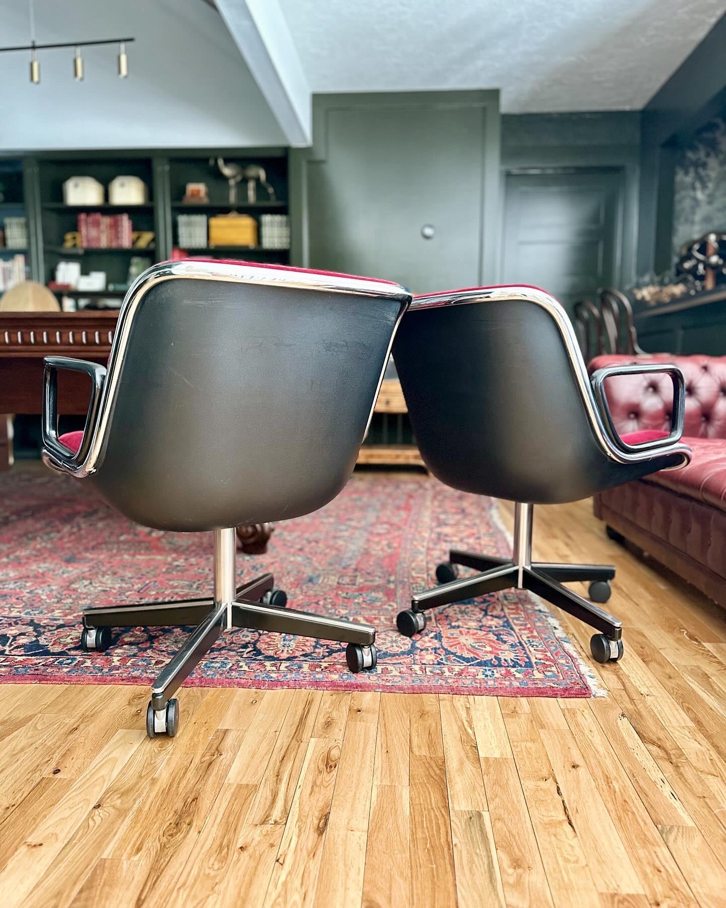 Mid-Century Modern 1974 Charles Pollock Executive Chair for Knoll For Sale