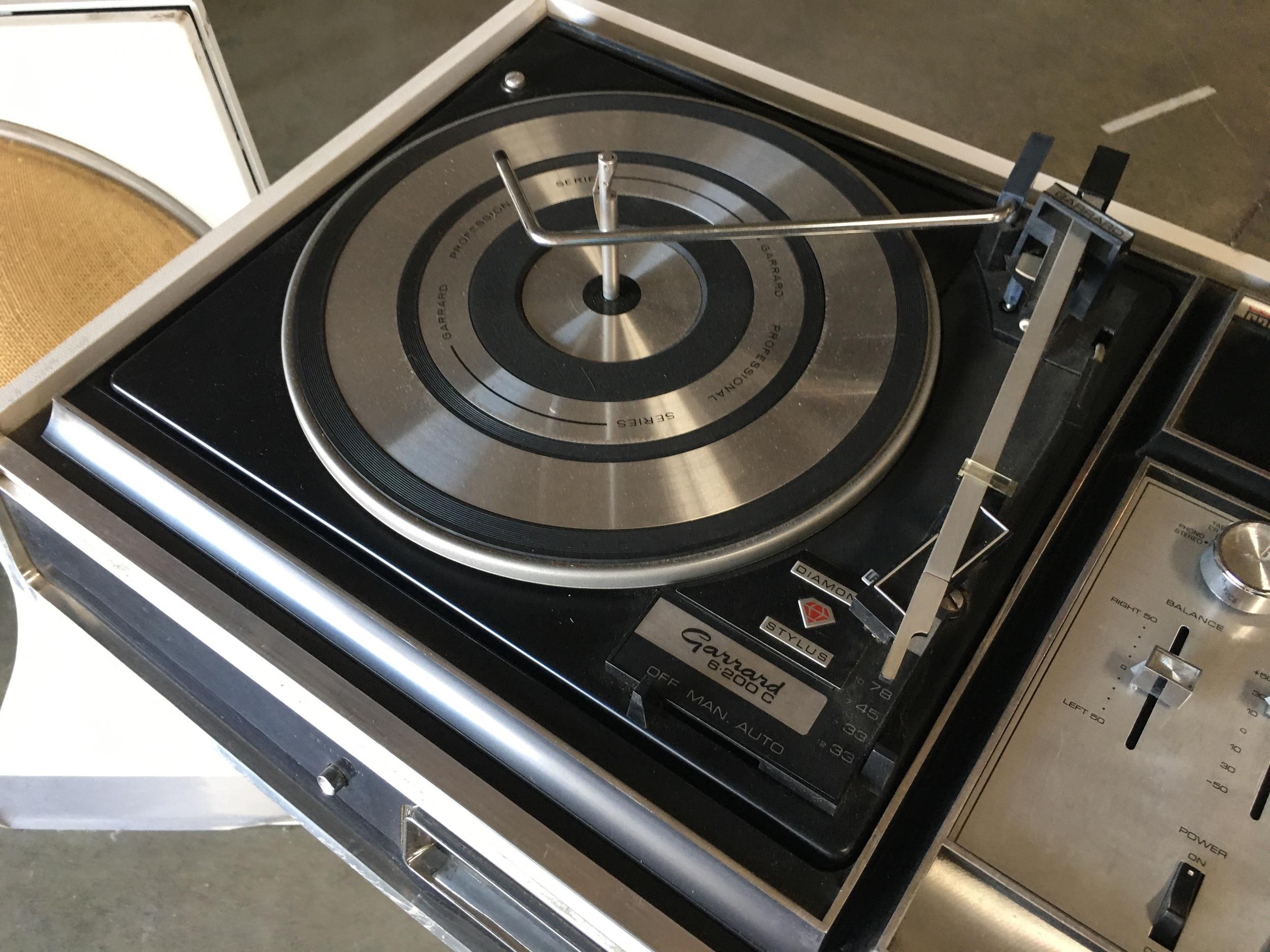 1974 Electrophonic 4D Stereo with Record and 8 Track Player, Radio In Good Condition In Van Nuys, CA
