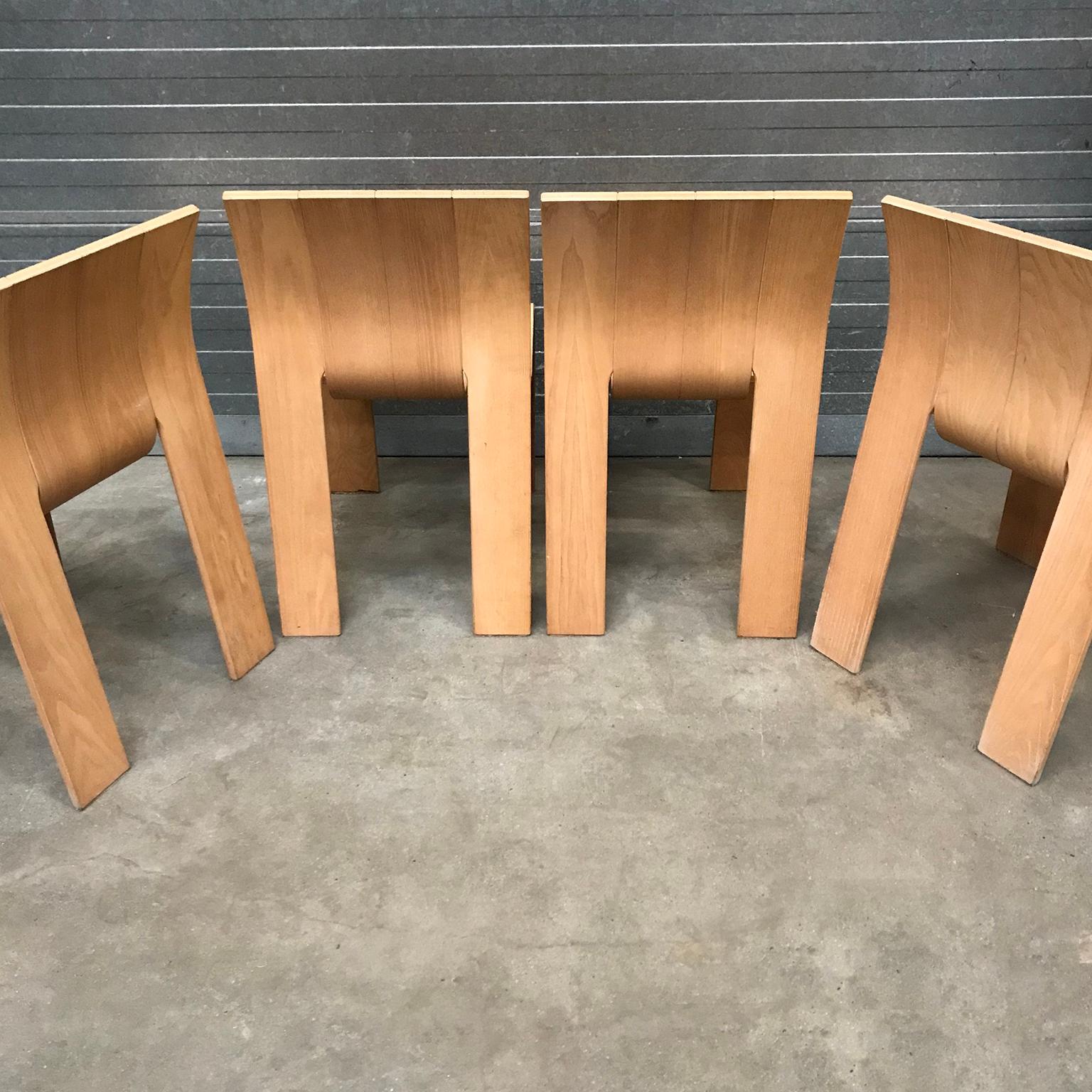 1974, Gijs Bakker for Castelijn, Set of Stackable Bended Wood Strip Chairs For Sale 10