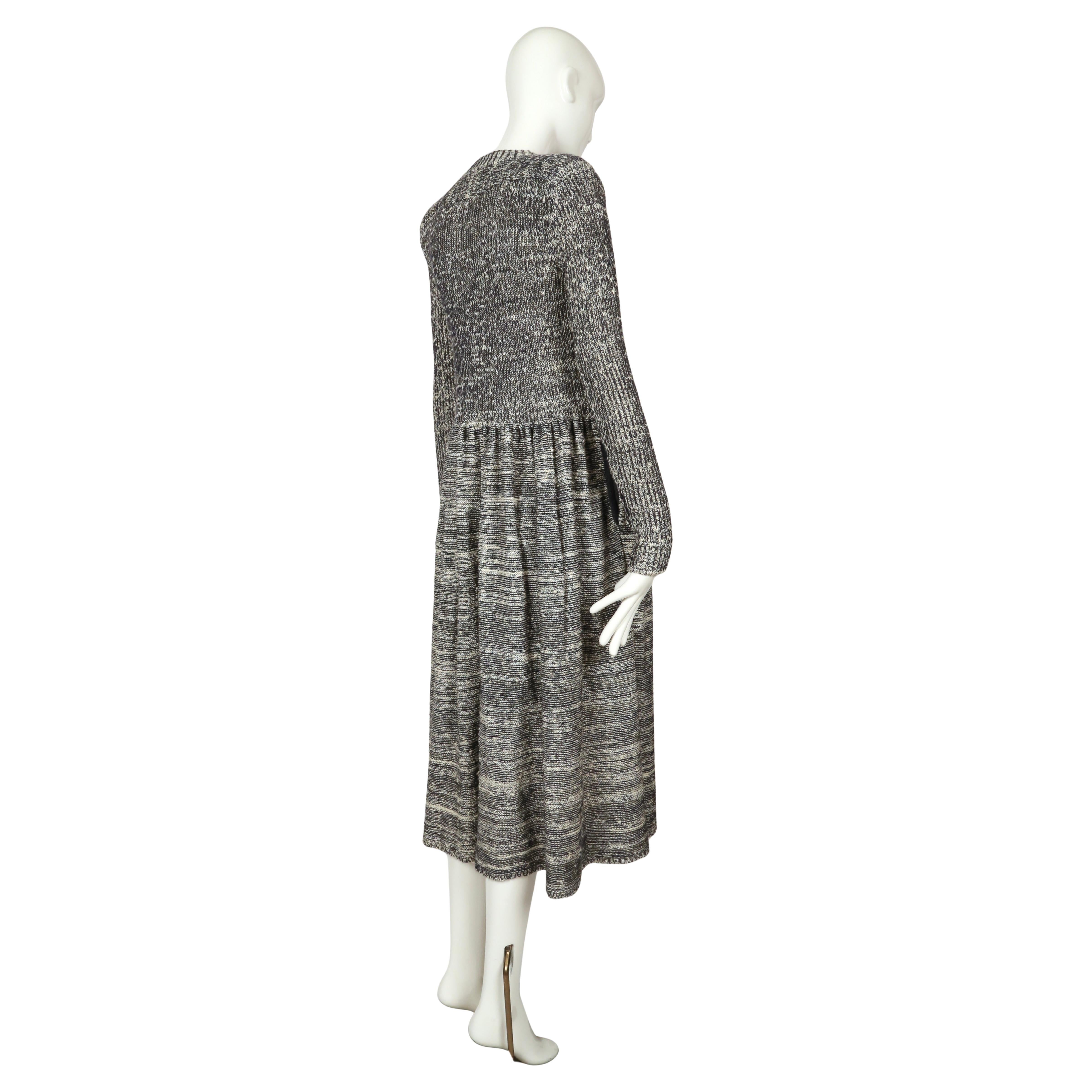 1974 Issey Miyake documentée robe RUNWAY en maille teintée dans l'espace Unisexe en vente