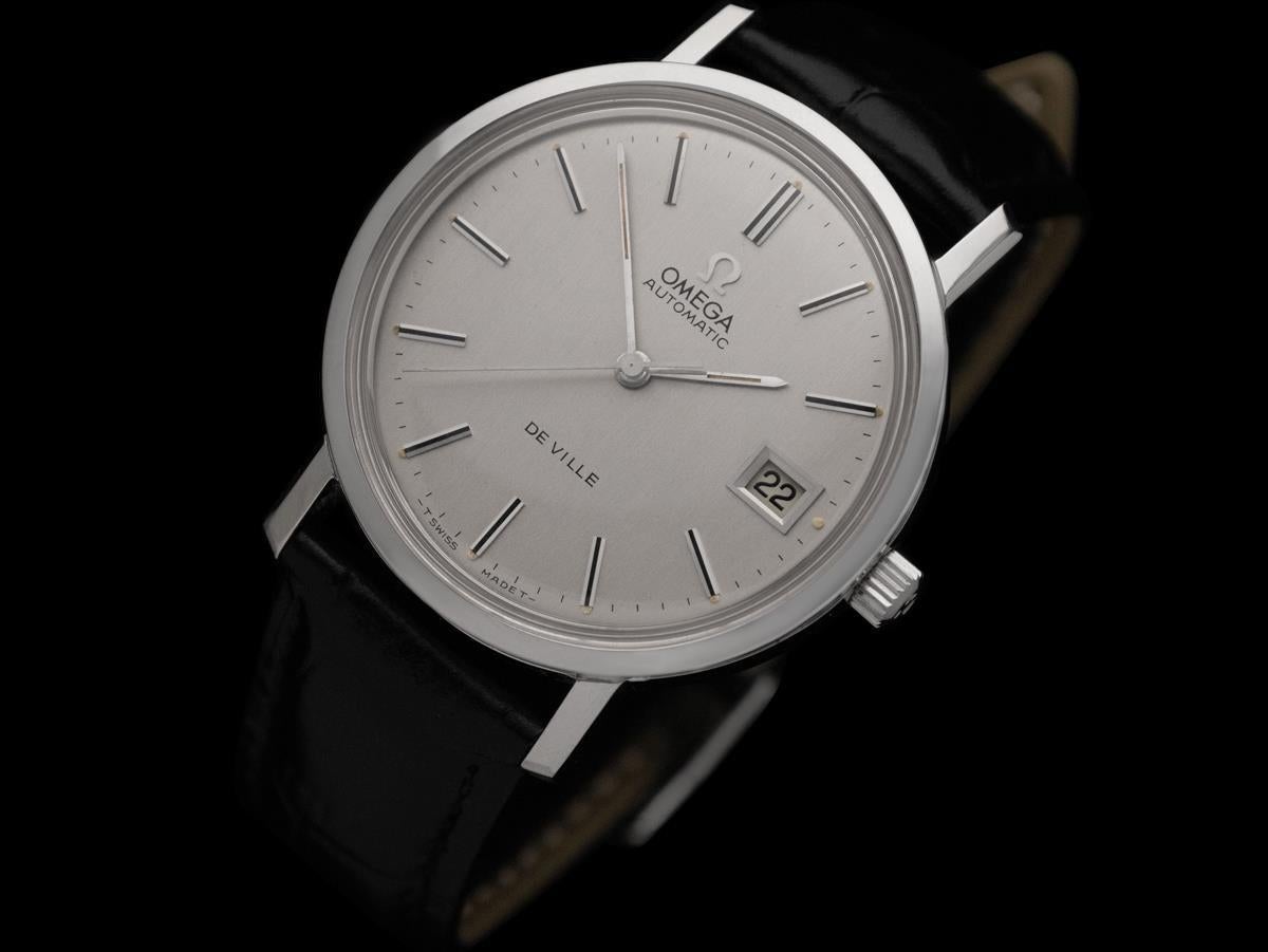 1974 Omega De Ville Vintage Mens Full Size Automatic Watch - Stainless Steel In Excellent Condition For Sale In Suwanee, GA