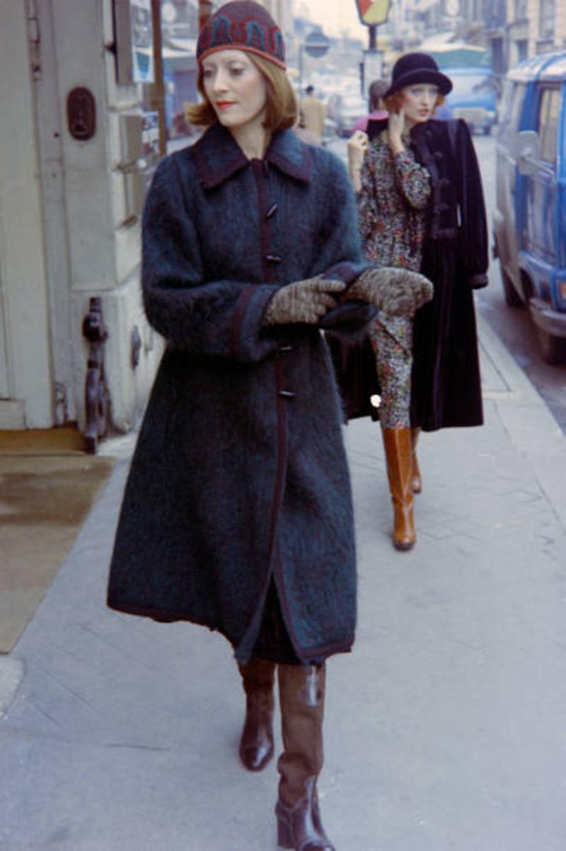 1974 YVES SAINT LAURENT violet purple brushed wool RUNWAY coat with braided trim For Sale 9