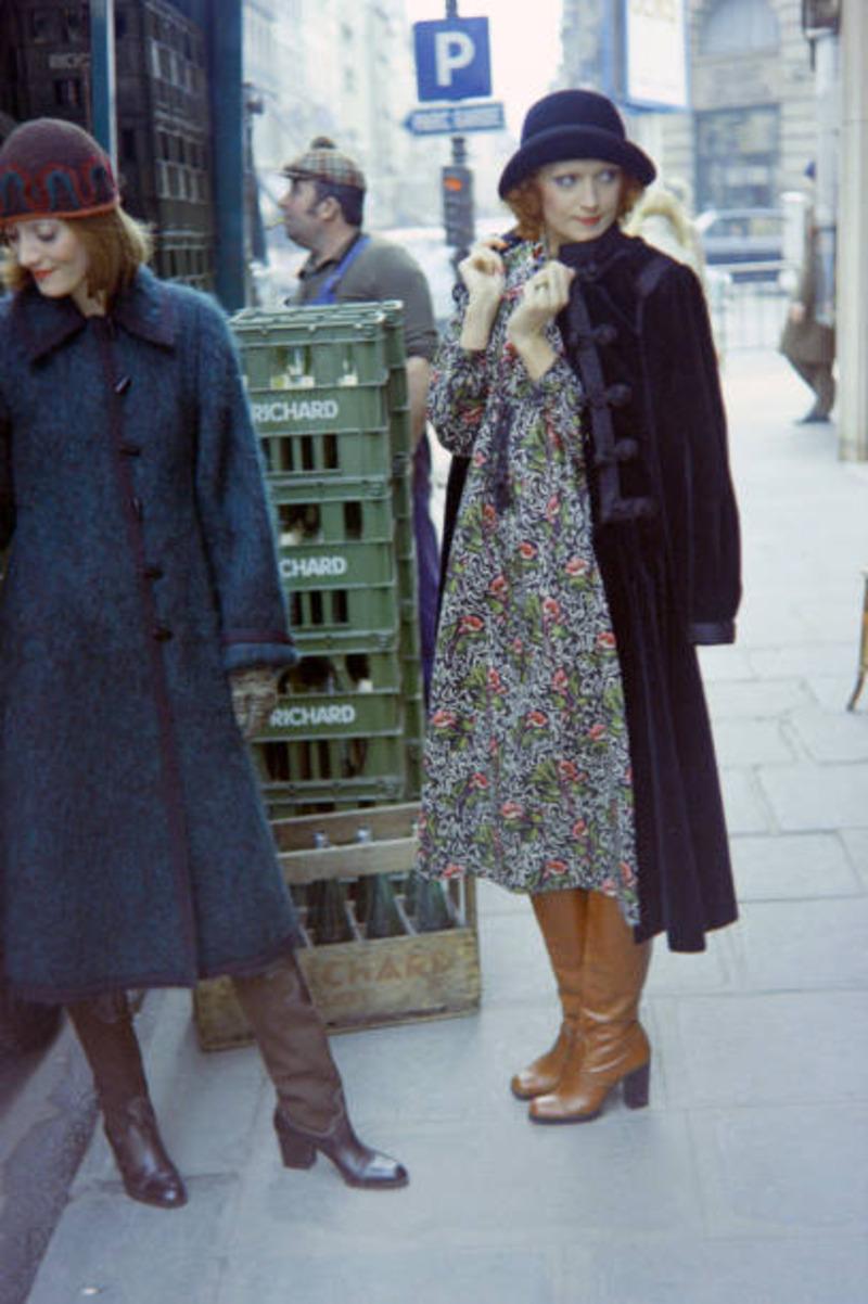 1974 YVES SAINT LAURENT violet purple brushed wool RUNWAY coat with braided trim For Sale 11