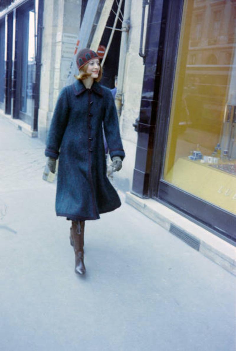 1974 YVES SAINT LAURENT violet purple brushed wool RUNWAY coat with braided trim For Sale 13
