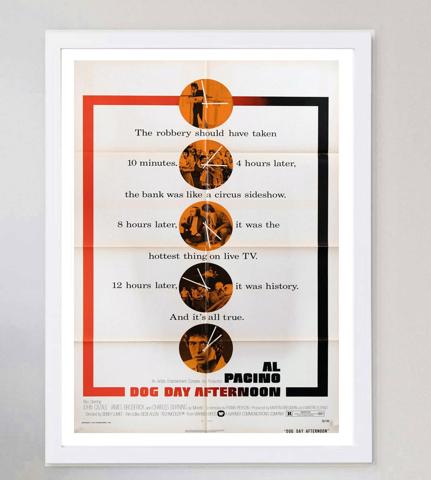 1975 Dog Day Afternoon Original Vintage Poster In Good Condition For Sale In Winchester, GB