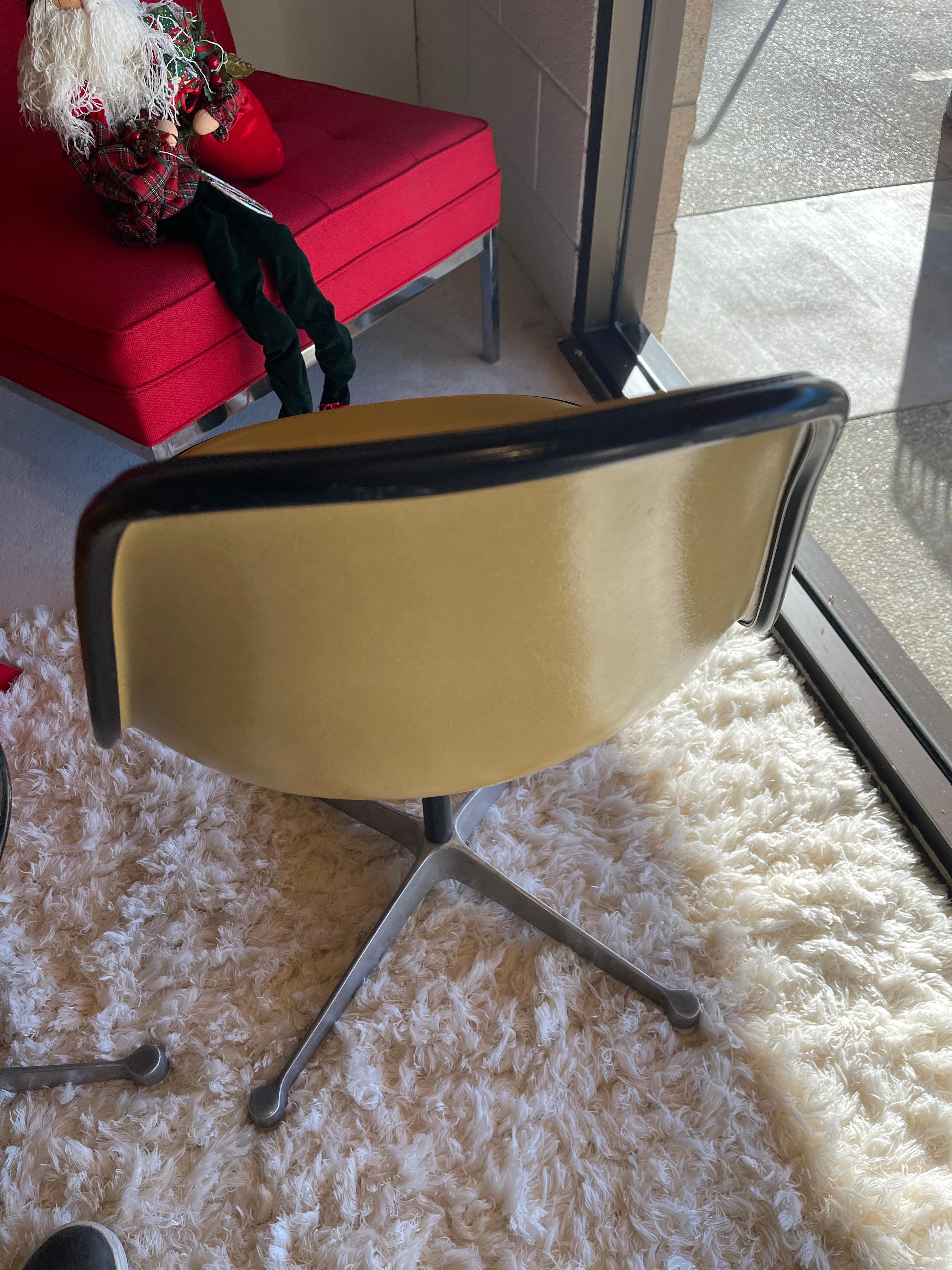 Late 20th Century 1975 Eames for Herman Miller Swivel Chairs, Set of 6