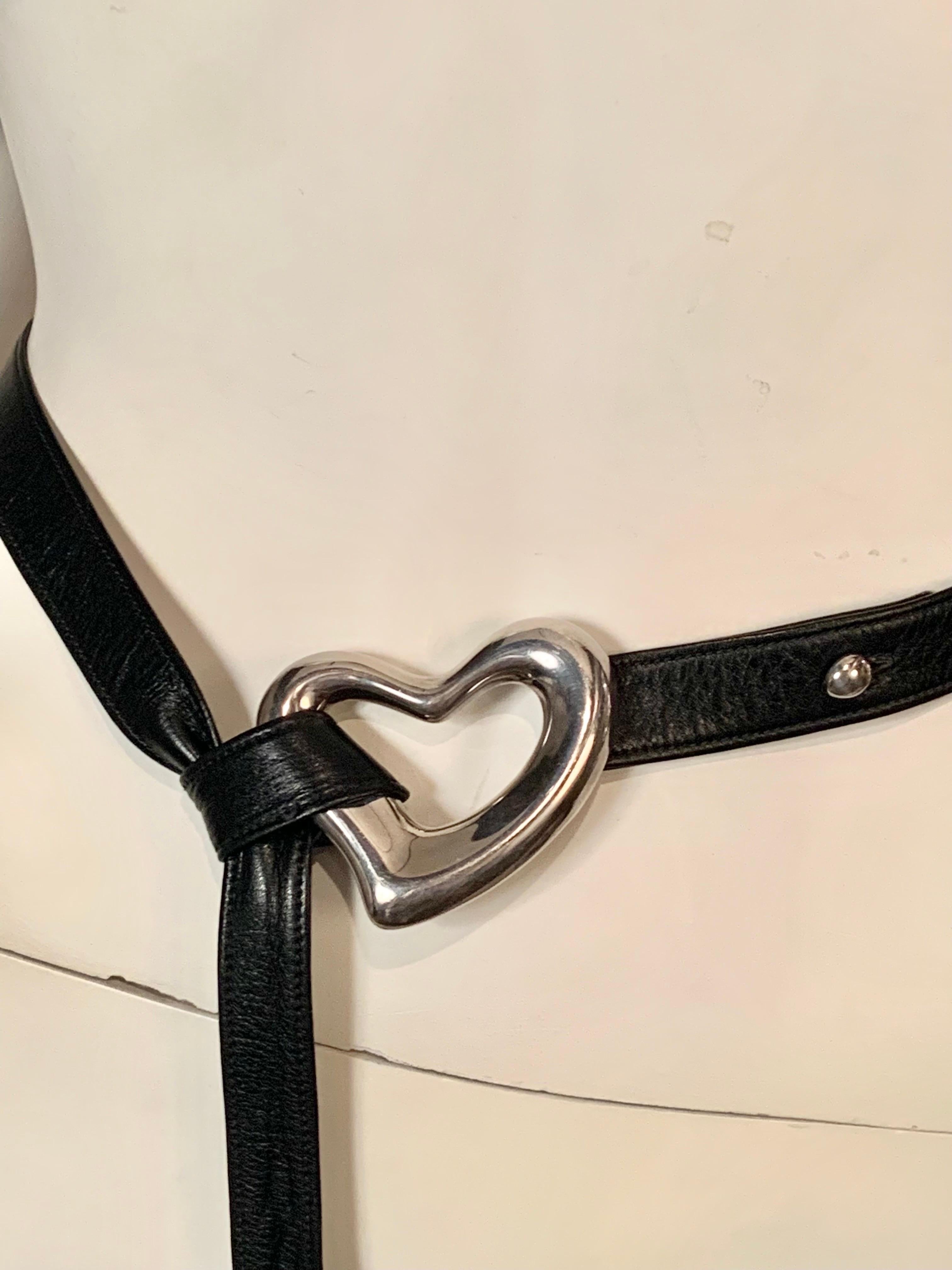 1975 Elsa Peretti Sterling Heart Buckle with Black and Brown Leather Belts In Excellent Condition In New Hope, PA