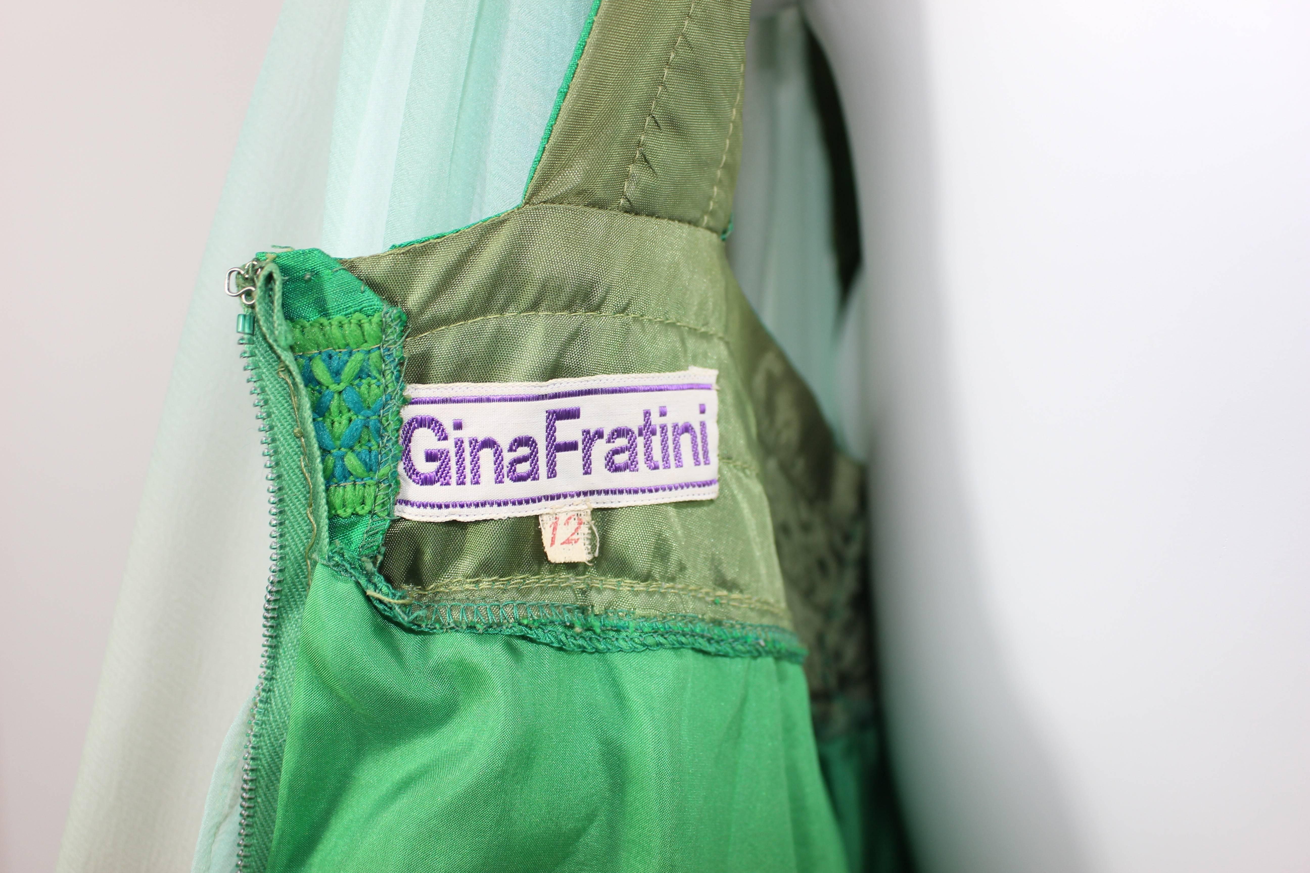 1975 Gina Fratini Vestido de novia de gasa ombre de Elizabeth Taylor documentado en venta 5