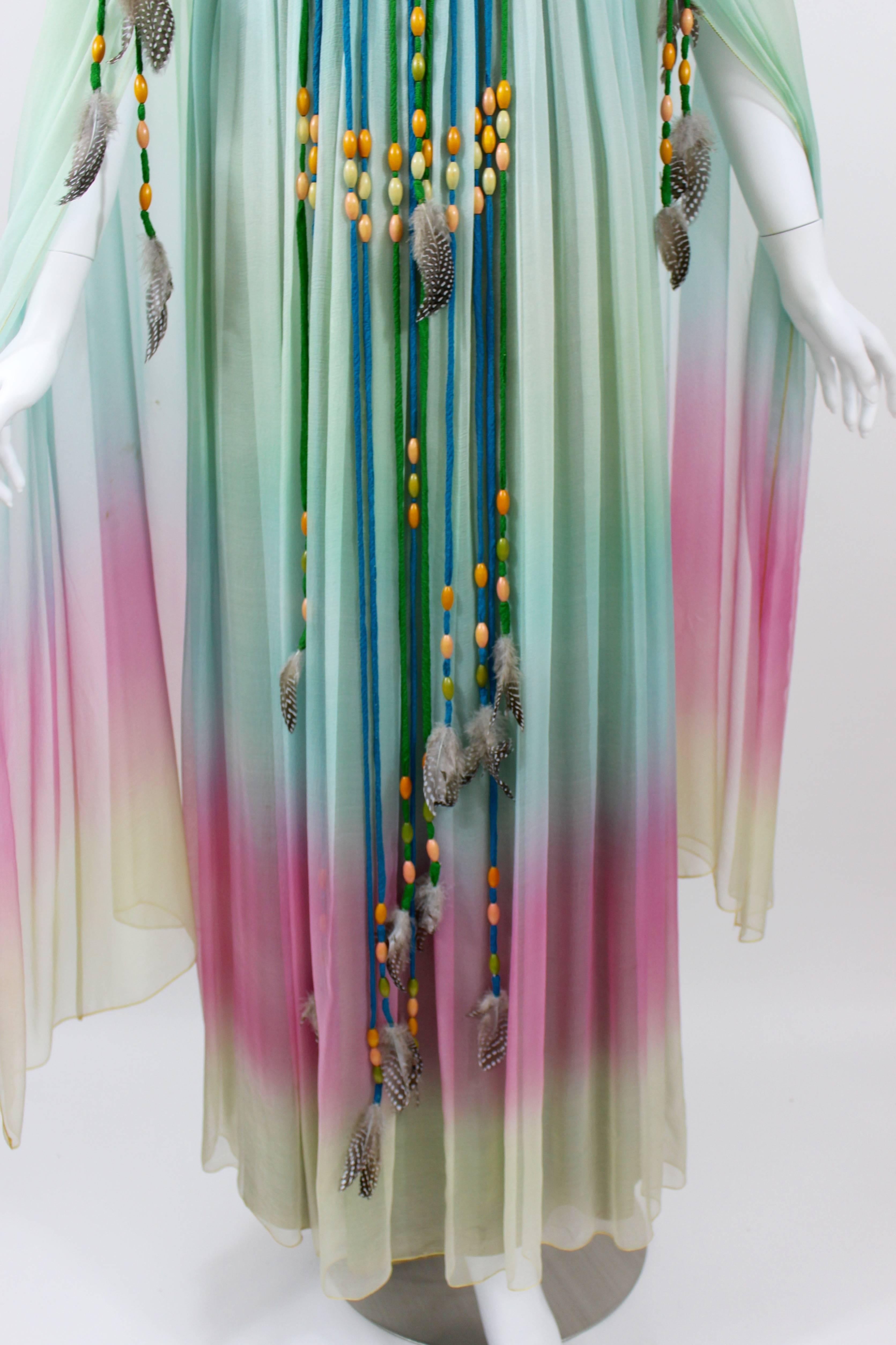 1975 Gina Fratini Vestido de novia de gasa ombre de Elizabeth Taylor documentado en venta 3