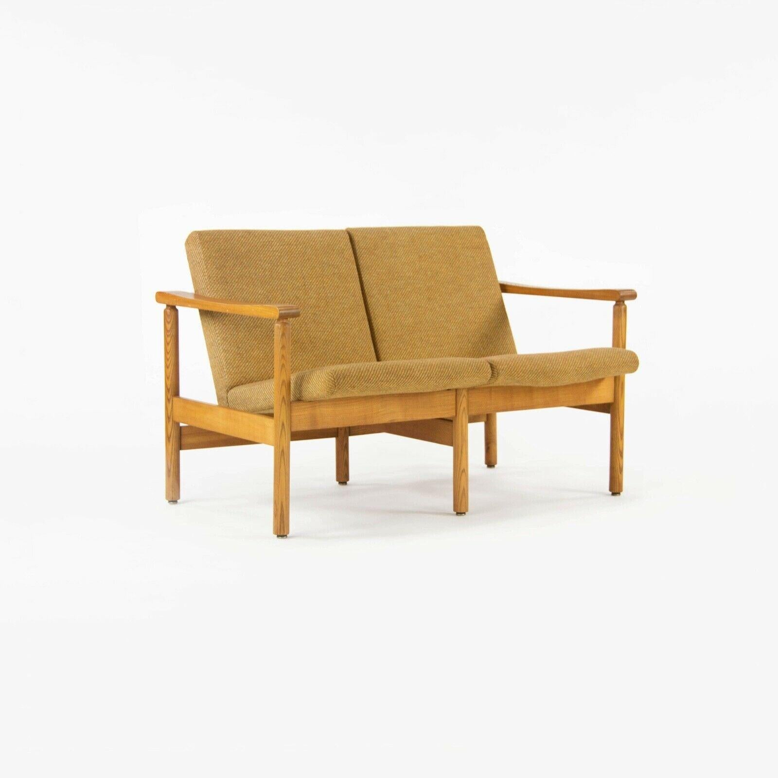 Listed for sale is a circa 1975 vintage Hans Krieks settee, produced by CI Designs of Boston, Massachusetts. This piece was acquired by a Boston-based architect, directly from the CI Designs showroom.

Hans Krieks Associates was a New York