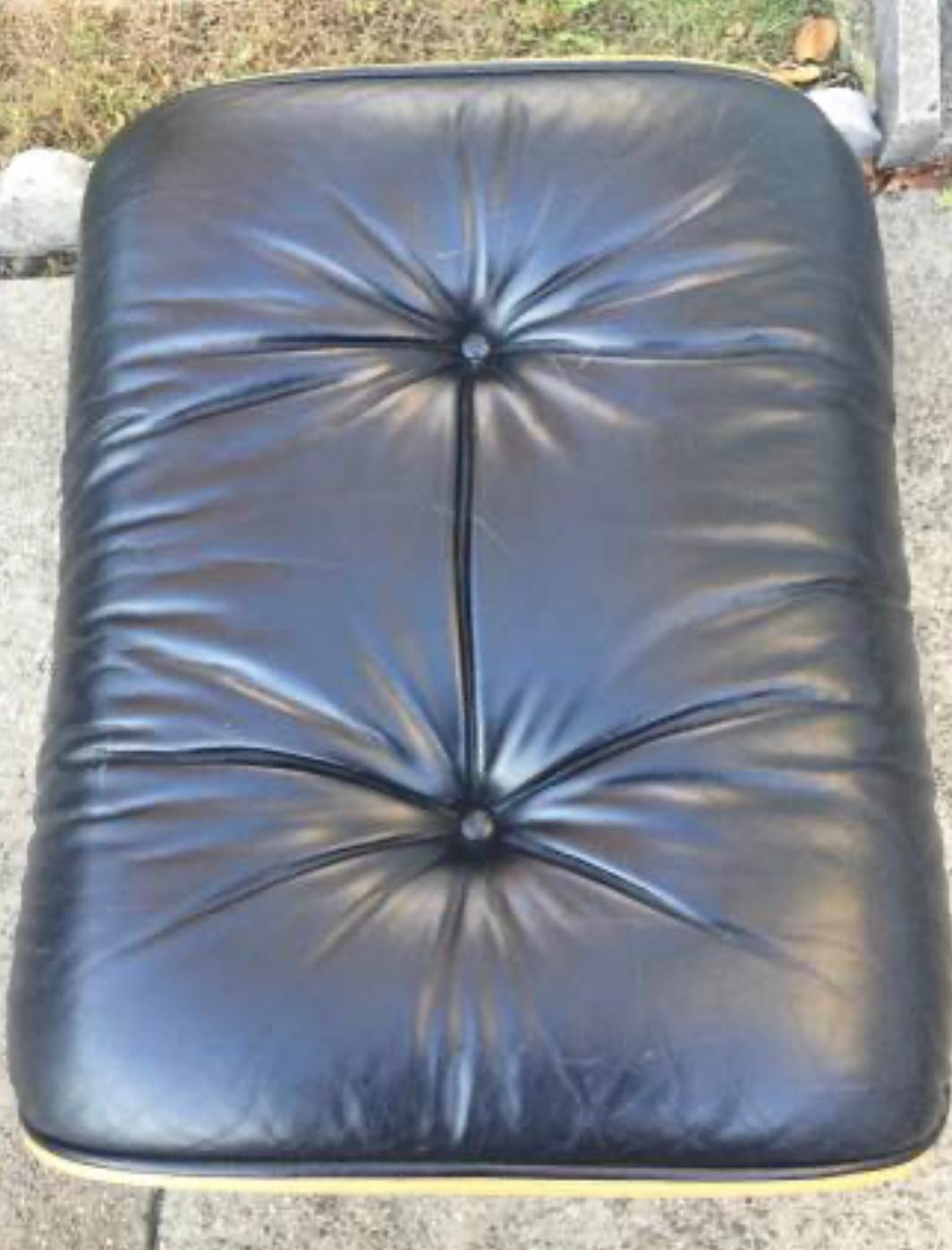 20th Century Herman Miller Eames Lounge Chair and Ottoman