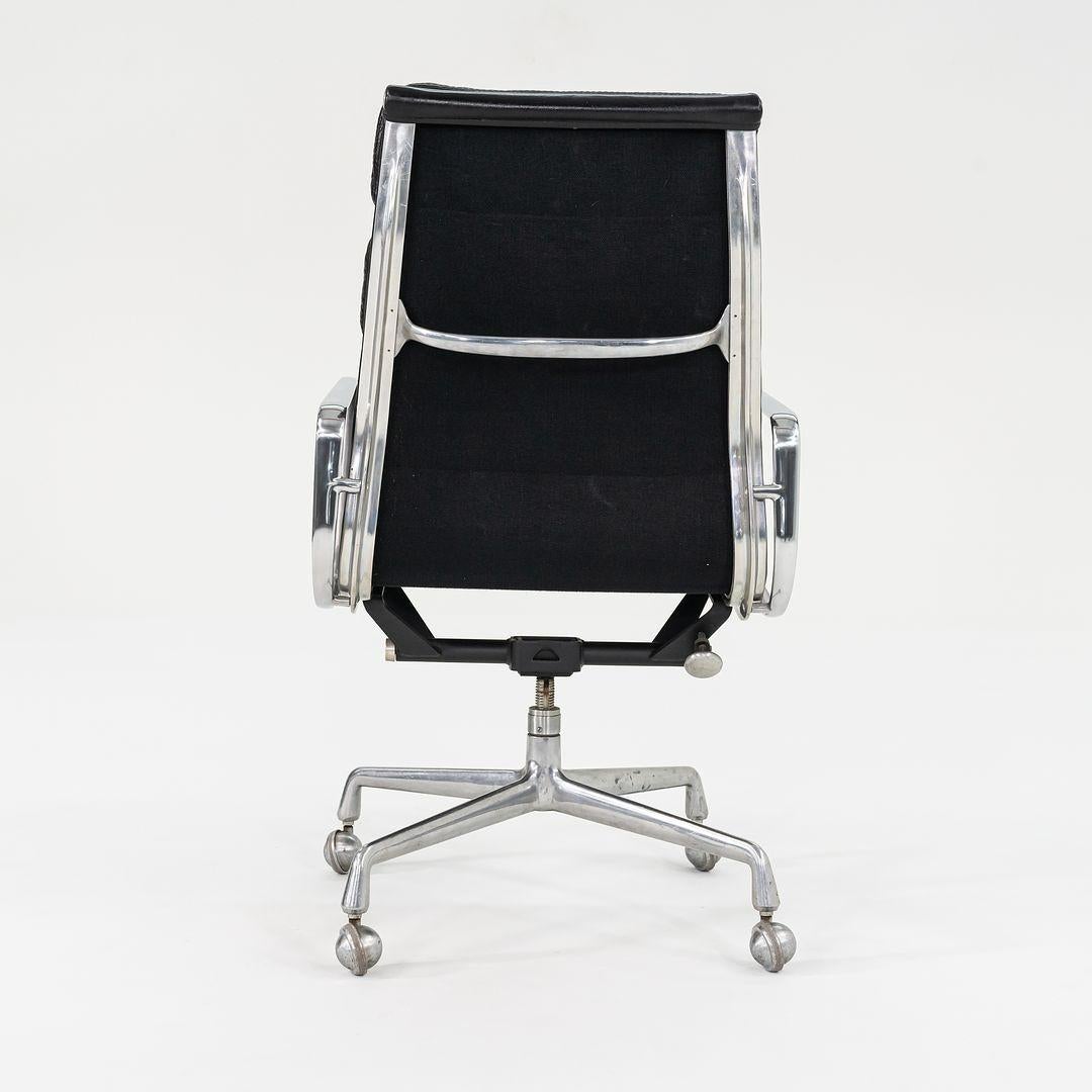 1975 Herman Miller Sillones de oficina Eames Soft Pad en piel y tela finales del siglo XX en venta