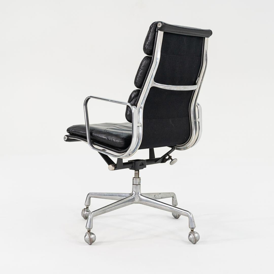 1975 Herman Miller Sillones de oficina Eames Soft Pad en piel y tela Aluminio en venta