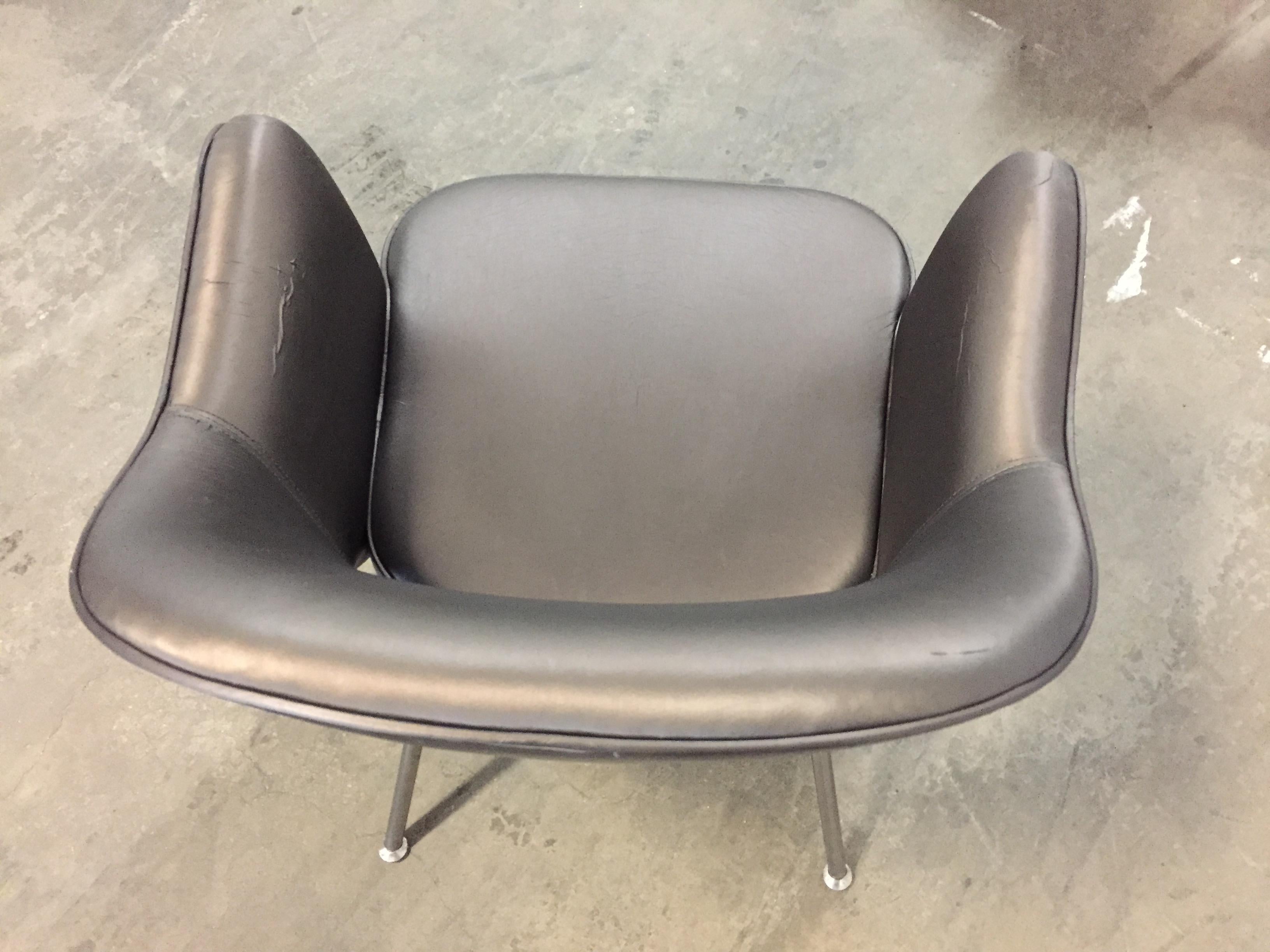 Upholstery 1975 Knoll Saarinen Executive Dining or Office Chairs/ Set of 6 For Sale