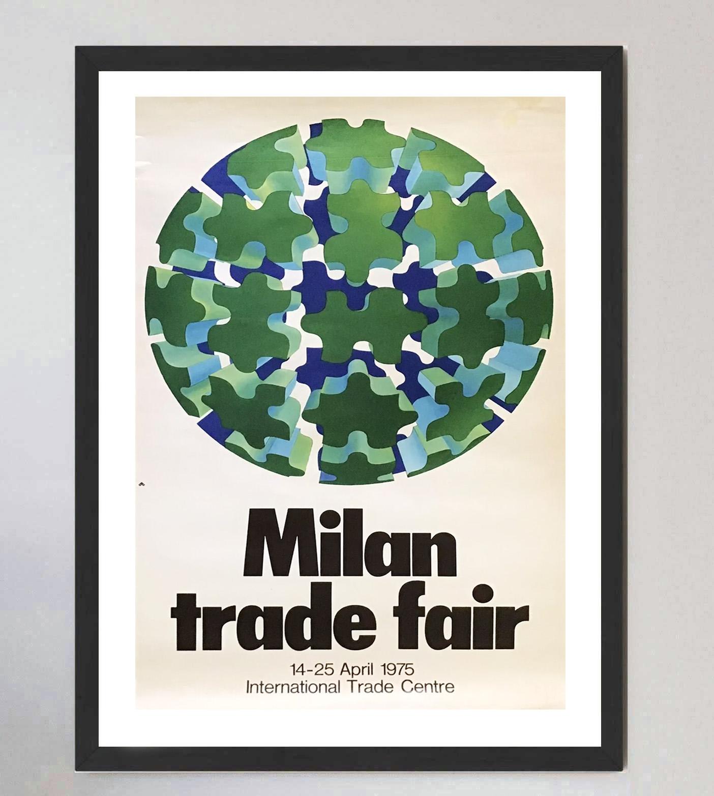 Italiano Manifesto d'epoca originale della Fiera di Milano del 1975 in vendita